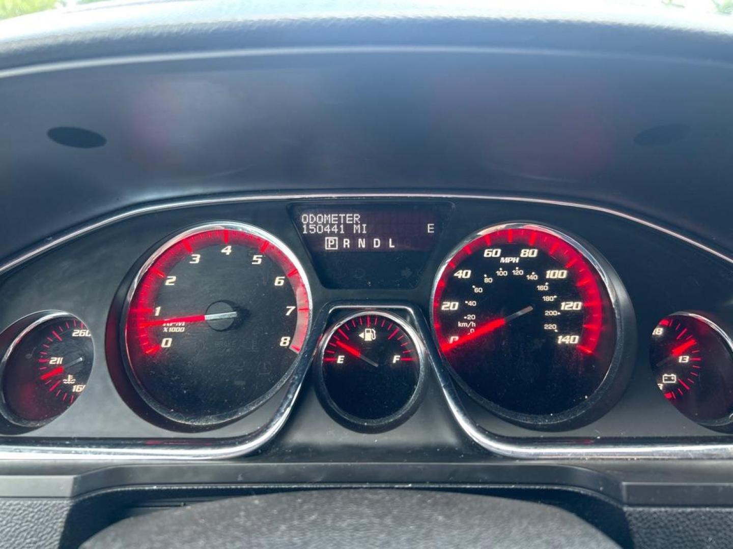 2013 RED GMC ACADIA SLE (1GKKVNEDXDJ) with an 3.6L engine, Automatic transmission, located at 2514 Williamson Rd NE, Roanoke, VA, 24012, (540) 265-7770, 37.294636, -79.936249 - Photo#7