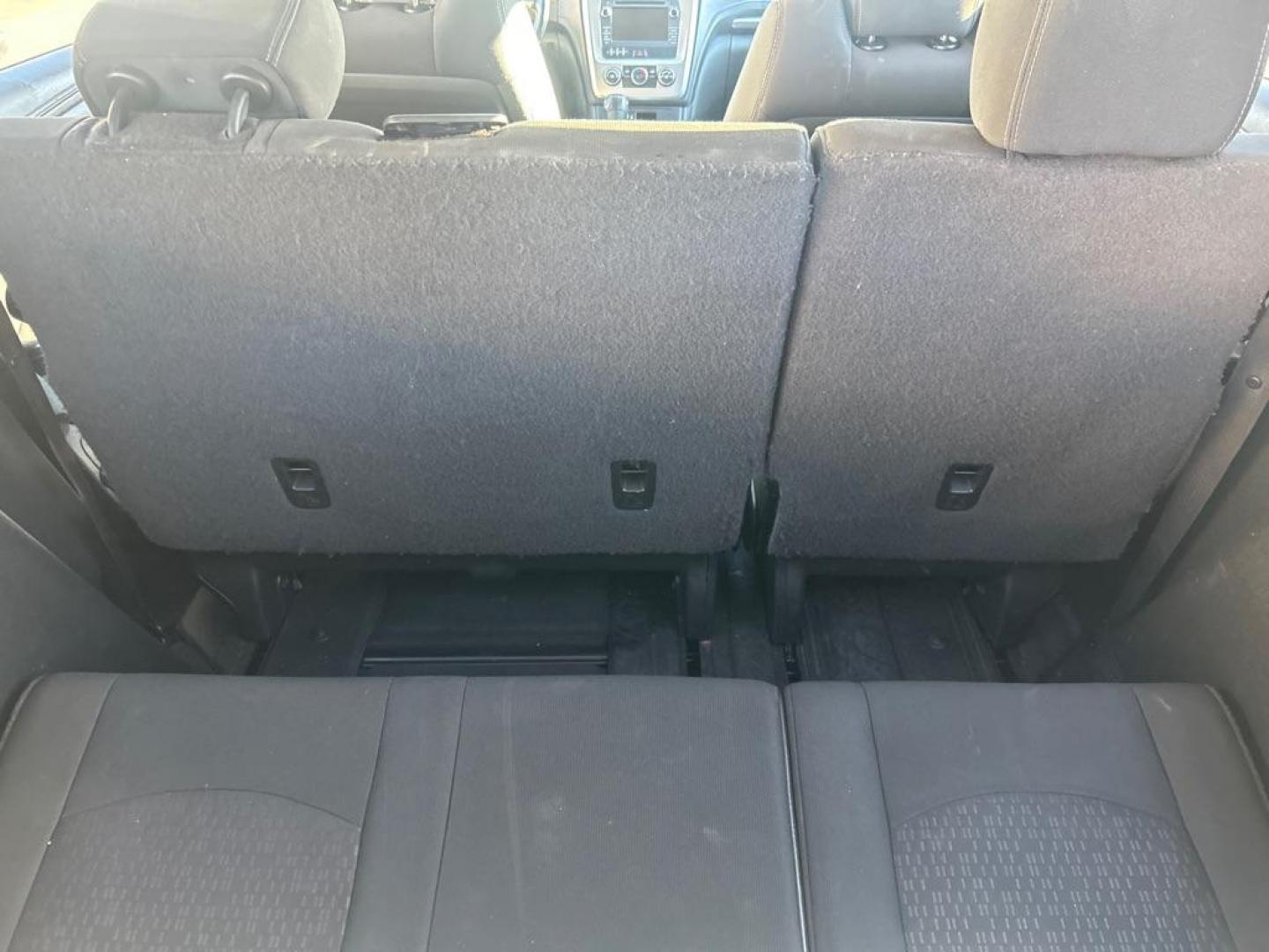 2013 RED GMC ACADIA SLE (1GKKVNEDXDJ) with an 3.6L engine, Automatic transmission, located at 2514 Williamson Rd NE, Roanoke, VA, 24012, (540) 265-7770, 37.294636, -79.936249 - NO CREDIT CHECK FINANCING WITH ONLY $2600 DOWN PAYMENT!!!! Check out our website www.needausedvehicle.com for our No Credit Check/ In House Financing options!! No Credit Check Available!!! In House Financing Available!!! All Clean Title Vehicles (no Salvaged or flooded vehicles ever on our lot)! - Photo#5