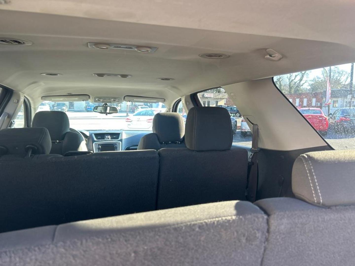 2013 RED GMC ACADIA SLE (1GKKVNEDXDJ) with an 3.6L engine, Automatic transmission, located at 2514 Williamson Rd NE, Roanoke, VA, 24012, (540) 265-7770, 37.294636, -79.936249 - NO CREDIT CHECK FINANCING WITH ONLY $2600 DOWN PAYMENT!!!! Check out our website www.needausedvehicle.com for our No Credit Check/ In House Financing options!! No Credit Check Available!!! In House Financing Available!!! All Clean Title Vehicles (no Salvaged or flooded vehicles ever on our lot)! - Photo#6