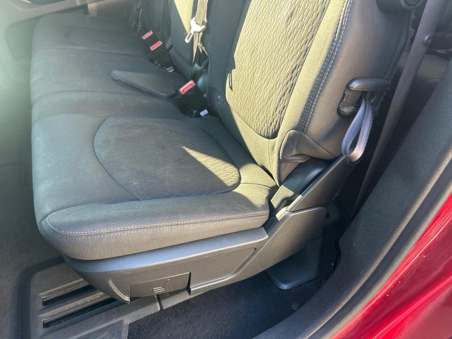 2013 RED GMC ACADIA SLE (1GKKVNEDXDJ) with an 3.6L engine, Automatic transmission, located at 2514 Williamson Rd NE, Roanoke, VA, 24012, (540) 265-7770, 37.294636, -79.936249 - NO CREDIT CHECK FINANCING WITH ONLY $2600 DOWN PAYMENT!!!! Check out our website www.needausedvehicle.com for our No Credit Check/ In House Financing options!! No Credit Check Available!!! In House Financing Available!!! All Clean Title Vehicles (no Salvaged or flooded vehicles ever on our lot)! - Photo#7