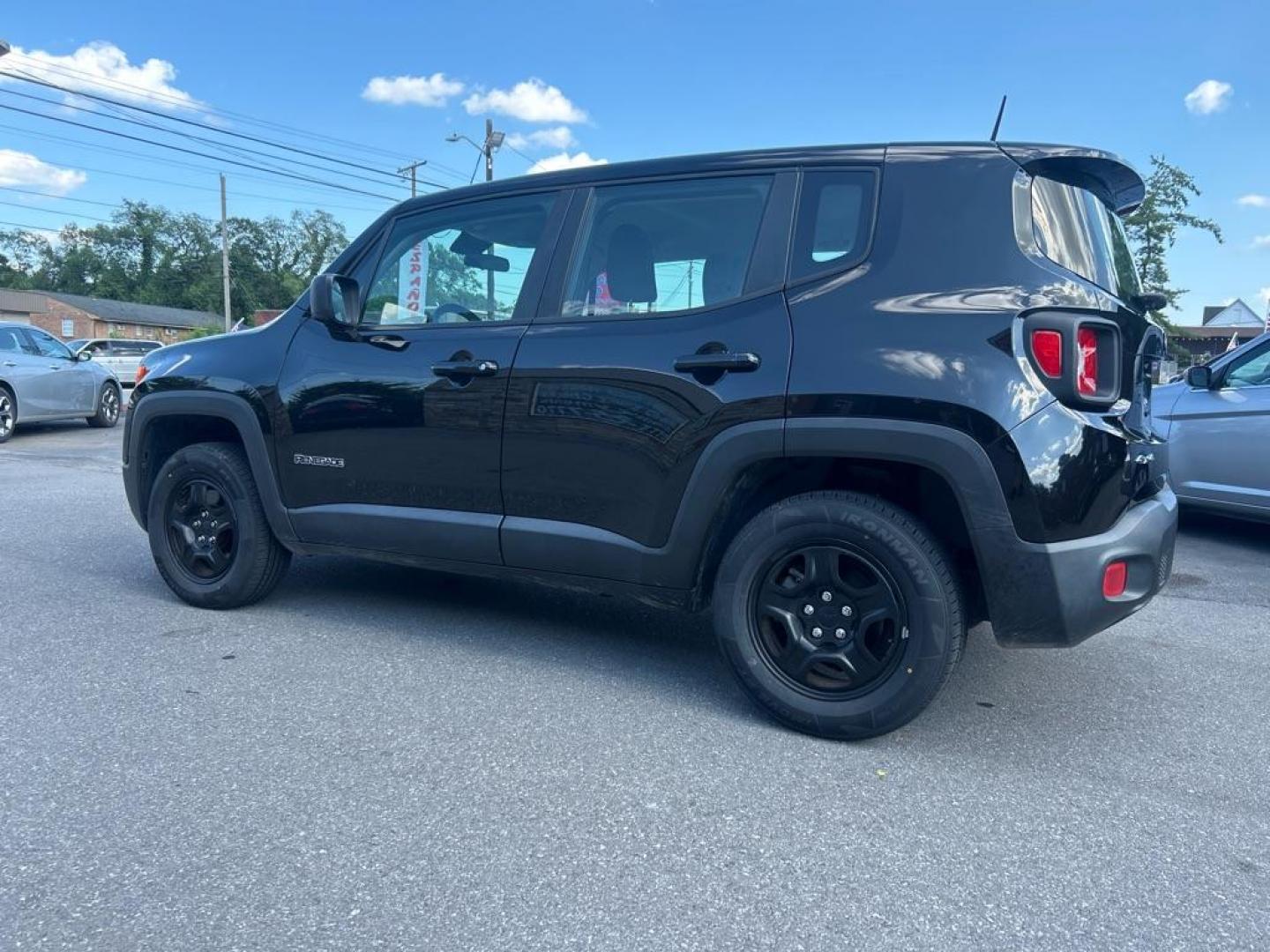 2016 BLACK JEEP RENEGADE SPORT (ZACCJBAT5GP) with an 2.4L engine, Automatic transmission, located at 2514 Williamson Rd NE, Roanoke, VA, 24012, (540) 265-7770, 37.294636, -79.936249 - Photo#1