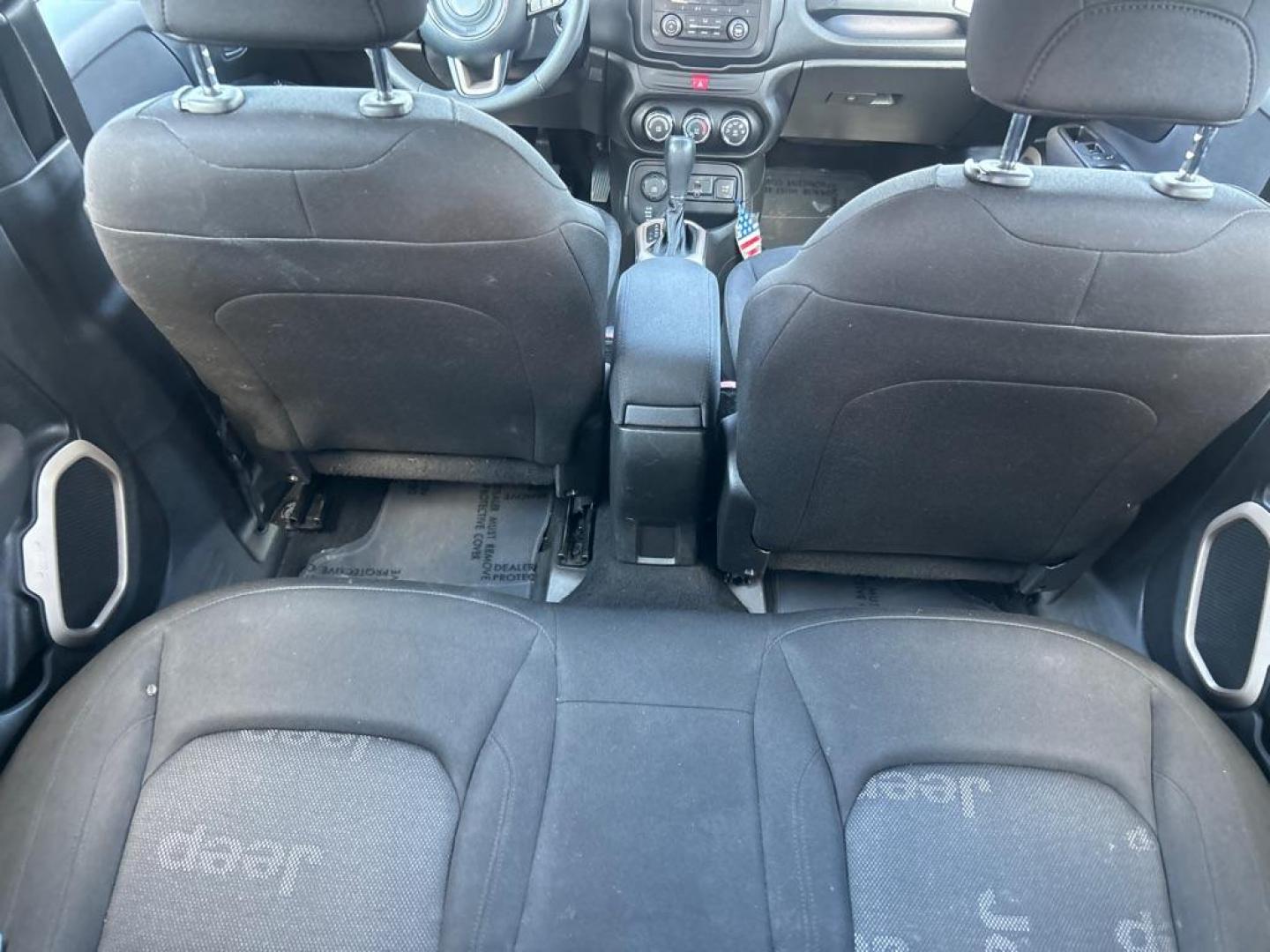 2016 BLACK JEEP RENEGADE SPORT (ZACCJBAT5GP) with an 2.4L engine, Automatic transmission, located at 2514 Williamson Rd NE, Roanoke, VA, 24012, (540) 265-7770, 37.294636, -79.936249 - Photo#3