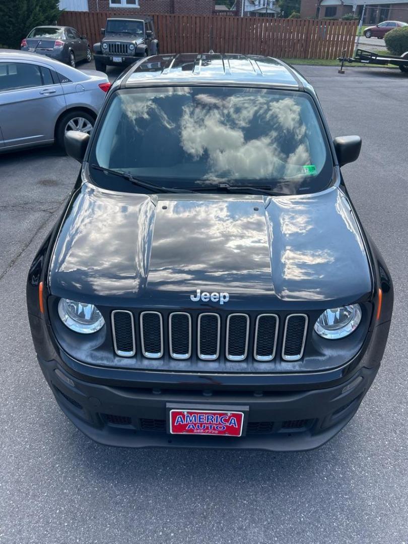 2016 BLACK JEEP RENEGADE SPORT (ZACCJBAT5GP) with an 2.4L engine, Automatic transmission, located at 2514 Williamson Rd NE, Roanoke, VA, 24012, (540) 265-7770, 37.294636, -79.936249 - Photo#10