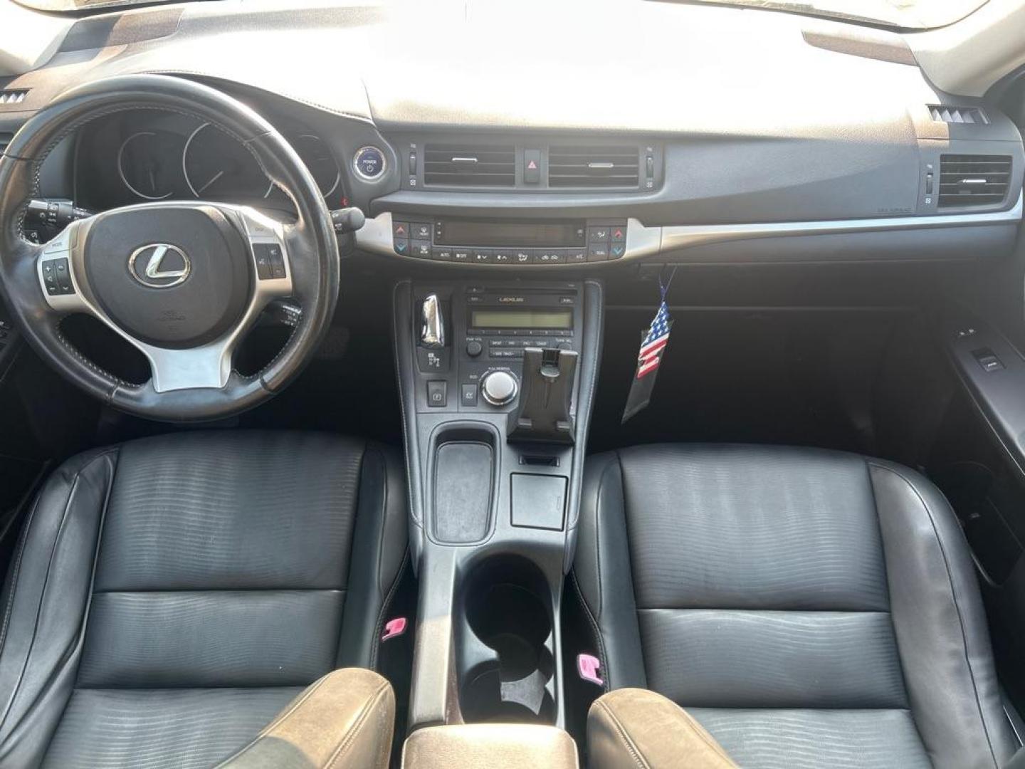 2011 SILVER LEXUS CT 200 (JTHKD5BH1B2) with an 1.8L engine, Continuously Variable transmission, located at 2514 Williamson Rd NE, Roanoke, VA, 24012, (540) 265-7770, 37.294636, -79.936249 - NO CREDIT CHECK FINANCING WITH ONLY $2800 DOWN PAYMENT!!!! Check out our website www.needausedvehicle.com for our No Credit Check/ In House Financing options!! No Credit Check Available!!! In House Financing Available!!! All Clean Title Vehicles (no Salvaged or flooded vehicles ever on our lot)! - Photo#3