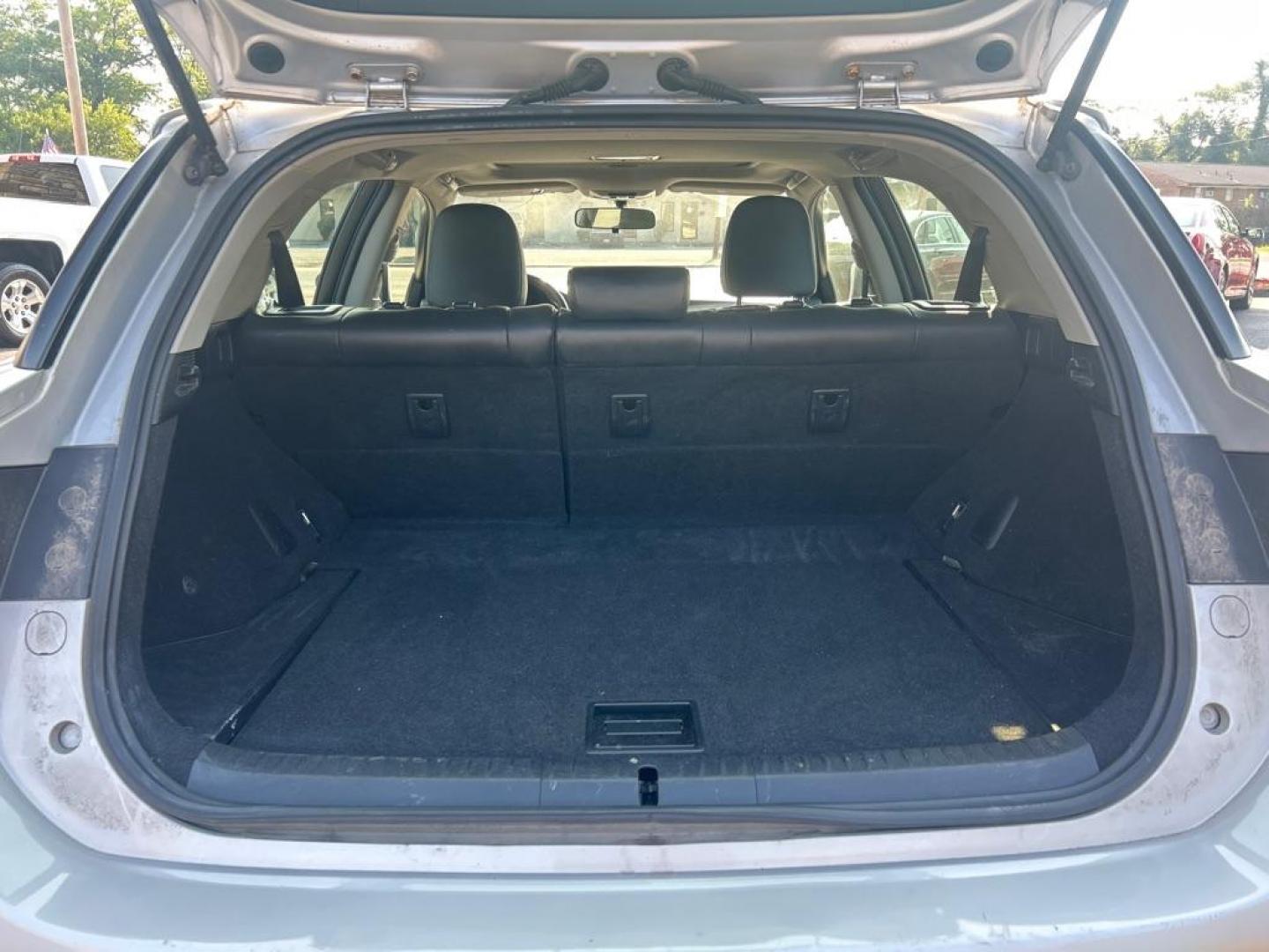 2011 SILVER LEXUS CT 200 (JTHKD5BH1B2) with an 1.8L engine, Continuously Variable transmission, located at 2514 Williamson Rd NE, Roanoke, VA, 24012, (540) 265-7770, 37.294636, -79.936249 - NO CREDIT CHECK FINANCING WITH ONLY $2800 DOWN PAYMENT!!!! Check out our website www.needausedvehicle.com for our No Credit Check/ In House Financing options!! No Credit Check Available!!! In House Financing Available!!! All Clean Title Vehicles (no Salvaged or flooded vehicles ever on our lot)! - Photo#9