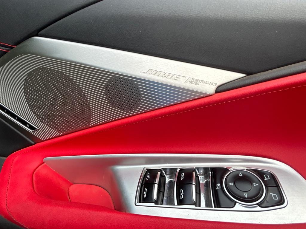 2022 BLUE CHEVROLET CORVETTE STINGRAY 2LT (1G1YB3D41N5) with an 6.2L engine, Automatic transmission, located at 2514 Williamson Rd NE, Roanoke, VA, 24012, (540) 265-7770, 37.294636, -79.936249 - ***** CASH ONLY PRICE IS $68000.00 (NOT INCLUDING SALES TAX, TAGS, TITLING, AND PROCESSING FEE) ***** *********** VEHICLE SHOWN BY APPOINTMENT ONLY ***************** This hard top convertible Corvette Stingray 2LT sports so many features, 6.2L 8 cylinder automatic transmission with paddle shift - Photo#7