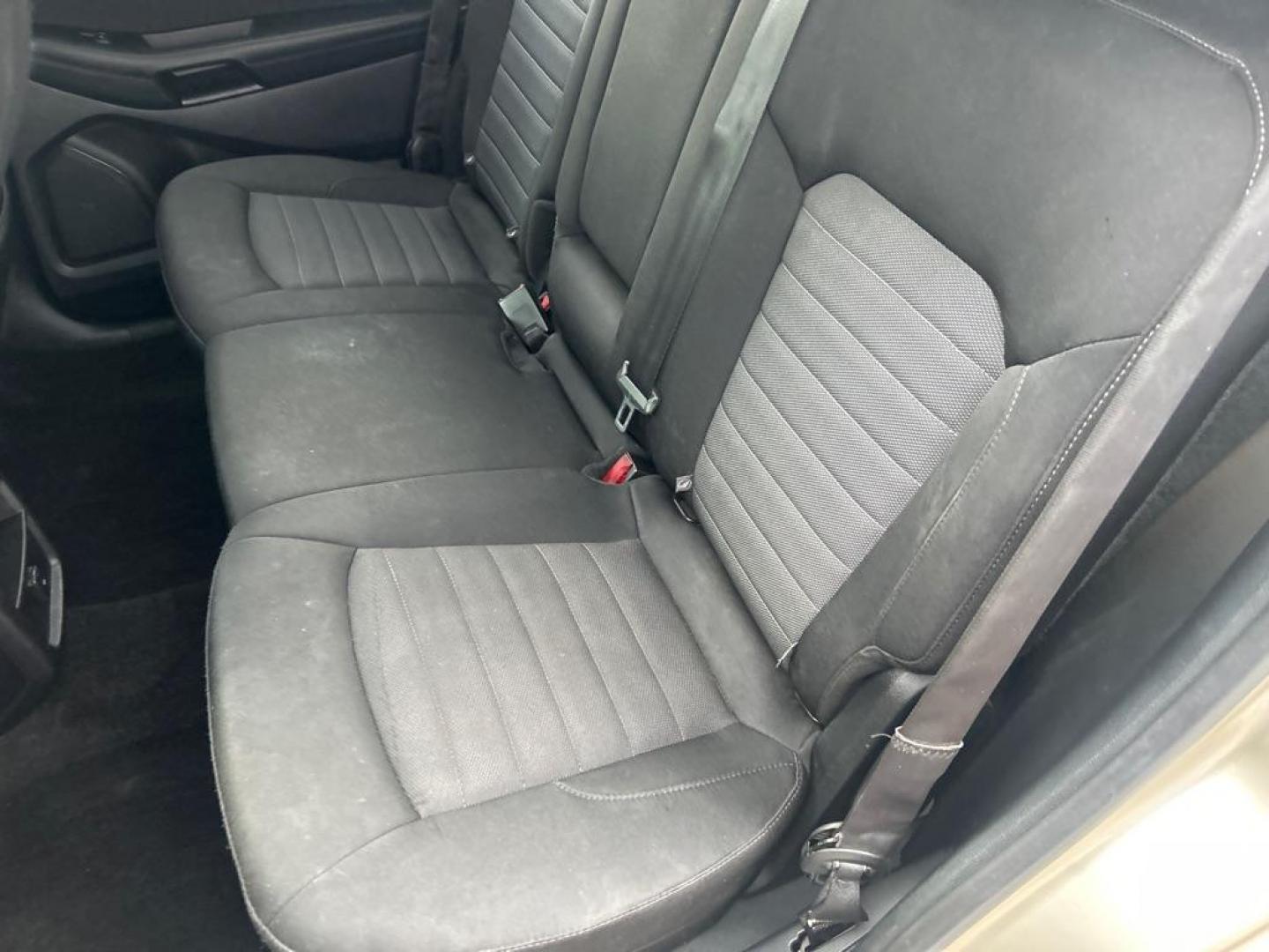 2018 GOLD FORD EDGE SE (2FMPK4G92JB) with an 2.0L engine, Automatic transmission, located at 2514 Williamson Rd NE, Roanoke, VA, 24012, (540) 265-7770, 37.294636, -79.936249 - NO CREDIT CHECK FINANCING WITH ONLY $4000 DOWN PAYMENT!!!! Check out our website www.needausedvehicle.com for our No Credit Check/ In House Financing options!! No Credit Check Available!!! In House Financing Available!!! All Clean Title Vehicles (no Salvaged or flooded vehicles ever on our lot)! - Photo#4