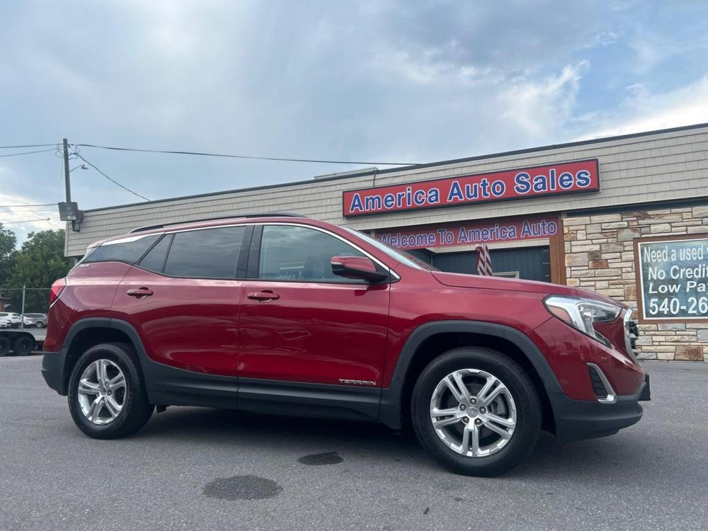2019 RED GMC TERRAIN SLE (3GKALTEV7KL) with an 1.5L engine, Automatic transmission, located at 2514 Williamson Rd NE, Roanoke, VA, 24012, (540) 265-7770, 37.294636, -79.936249 - NO CREDIT CHECK FINANCING WITH ONLY $4500 DOWN PAYMENT!!!! Check out our website www.needausedvehicle.com for our No Credit Check/ In House Financing options!! No Credit Check Available!!! In House Financing Available!!! All Clean Title Vehicles (no Salvaged or flooded vehicles ever on our lot)! - Photo#0