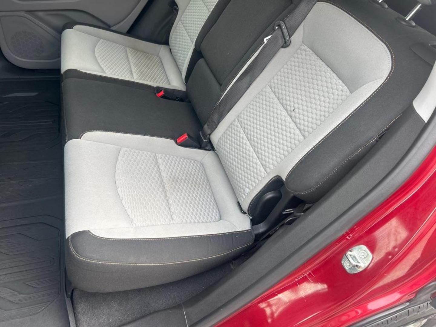 2019 RED GMC TERRAIN SLE (3GKALTEV7KL) with an 1.5L engine, Automatic transmission, located at 2514 Williamson Rd NE, Roanoke, VA, 24012, (540) 265-7770, 37.294636, -79.936249 - NO CREDIT CHECK FINANCING WITH ONLY $4500 DOWN PAYMENT!!!! Check out our website www.needausedvehicle.com for our No Credit Check/ In House Financing options!! No Credit Check Available!!! In House Financing Available!!! All Clean Title Vehicles (no Salvaged or flooded vehicles ever on our lot)! - Photo#4