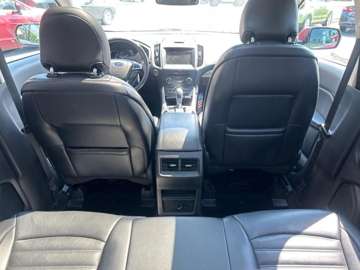 2016 RED FORD EDGE SEL (2FMPK4J93GB) with an 2.0L engine, Automatic transmission, located at 2514 Williamson Rd NE, Roanoke, VA, 24012, (540) 265-7770, 37.294636, -79.936249 - Photo#3