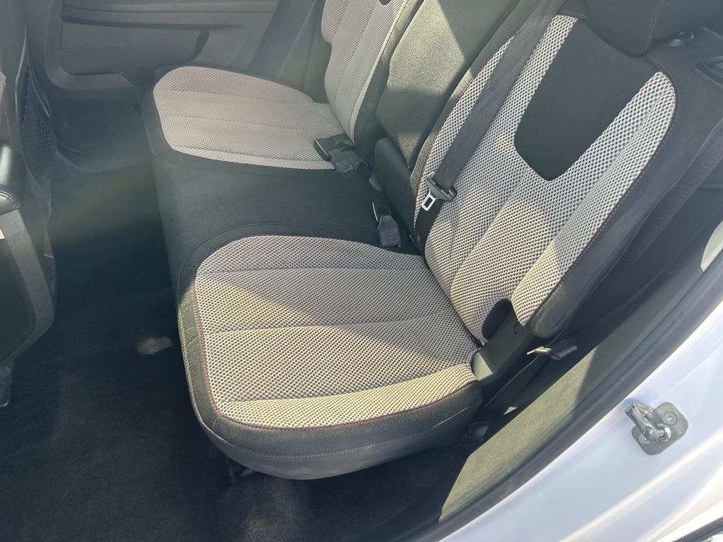 2017 WHITE CHEVROLET EQUINOX LT (2GNFLFEK2H6) with an 2.4L engine, Automatic transmission, located at 2514 Williamson Rd NE, Roanoke, VA, 24012, (540) 265-7770, 37.294636, -79.936249 - NO CREDIT CHECK FINANCING WITH ONLY $2700 DOWN PAYMENT!!!! Check out our website www.needausedvehicle.com for our No Credit Check/ In House Financing options!! No Credit Check Available!!! In House Financing Available!!! All Clean Title Vehicles (no Salvaged or flooded vehicles ever on our lot)! - Photo#6