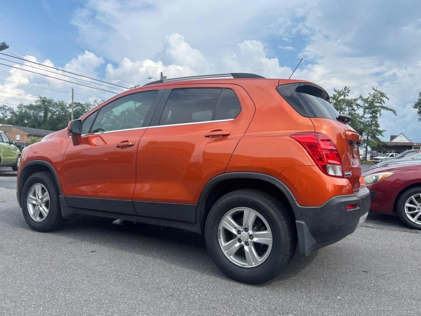 2015 ORANGE CHEVROLET TRAX 1LT (KL7CJRSB7FB) with an 1.4L engine, Automatic transmission, located at 2514 Williamson Rd NE, Roanoke, VA, 24012, (540) 265-7770, 37.294636, -79.936249 - Photo#1