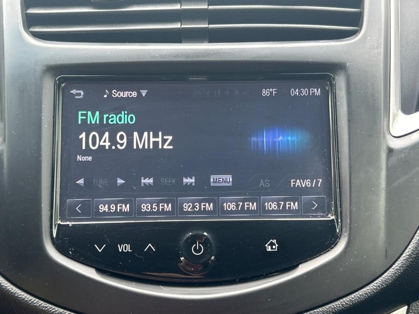 2015 ORANGE CHEVROLET TRAX 1LT (KL7CJRSB7FB) with an 1.4L engine, Automatic transmission, located at 2514 Williamson Rd NE, Roanoke, VA, 24012, (540) 265-7770, 37.294636, -79.936249 - Photo#13