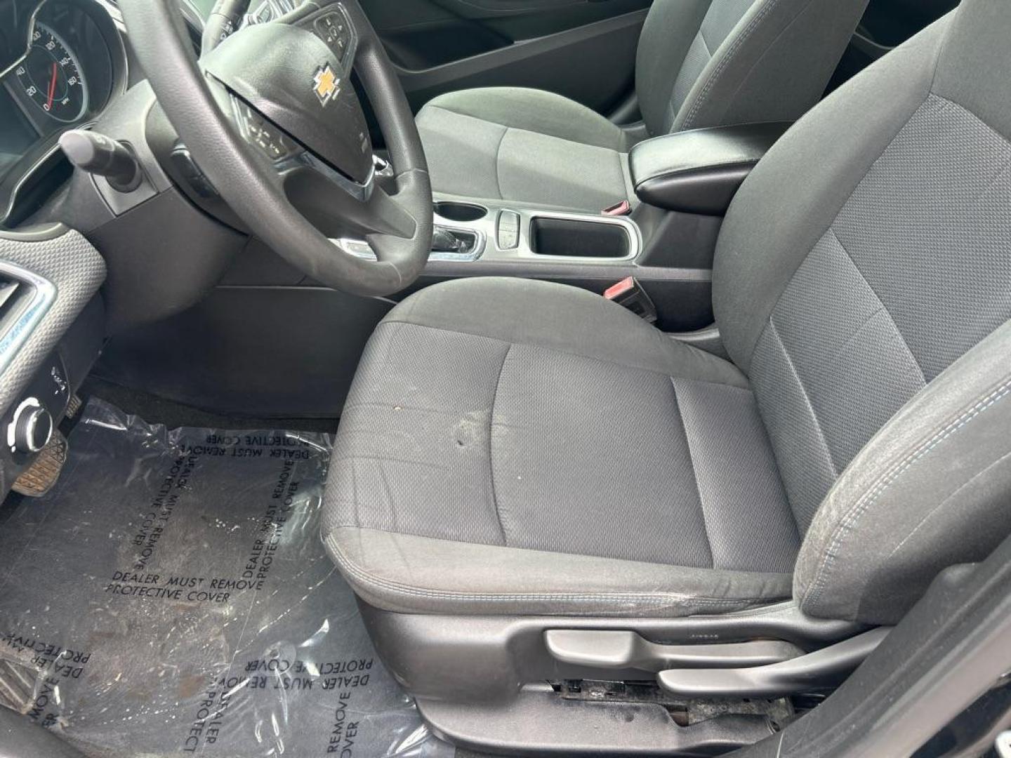 2017 BLACK CHEVROLET CRUZE LT (1G1BE5SM9H7) with an 1.4L engine, Automatic transmission, located at 2514 Williamson Rd NE, Roanoke, VA, 24012, (540) 265-7770, 37.294636, -79.936249 - NO CREDIT CHECK FINANCING WITH ONLY $3300 DOWN PAYMENT!!!! Check out our website www.needausedvehicle.com for our No Credit Check/ In House Financing options!! No Credit Check Available!!! In House Financing Available!!! All Clean Title Vehicles (no Salvaged or flooded vehicles ever on our lot)! - Photo#4