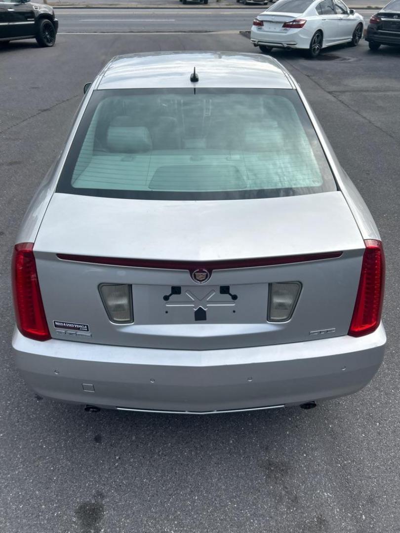 2008 SILVER CADILLAC STS (1G6DW67V380) with an 3.6L engine, Automatic transmission, located at 2514 Williamson Rd NE, Roanoke, VA, 24012, (540) 265-7770, 37.294636, -79.936249 - NO CREDIT CHECK FINANCING WITH ONLY $2200 DOWN PAYMENT!!!! Check out our website www.needausedvehicle.com for our No Credit Check/ In House Financing options!! No Credit Check Available!!! In House Financing Available!!! All Clean Title Vehicles (no Salvaged or flooded vehicles ever on our lot)! - Photo#10