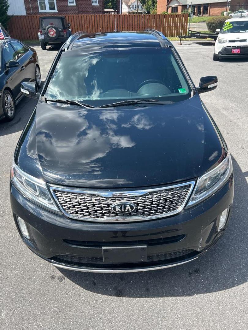 2014 BLACK KIA SORENTO SX (5XYKWDA72EG) with an 3.3L engine, Automatic transmission, located at 2514 Williamson Rd NE, Roanoke, VA, 24012, (540) 265-7770, 37.294636, -79.936249 - NO CREDIT CHECK FINANCING WITH ONLY $2800 DOWN PAYMENT!!!! Check out our website www.needausedvehicle.com for our No Credit Check/ In House Financing options!! No Credit Check Available!!! In House Financing Available!!! All Clean Title Vehicles (no Salvaged or flooded vehicles ever on our lot)! - Photo#1
