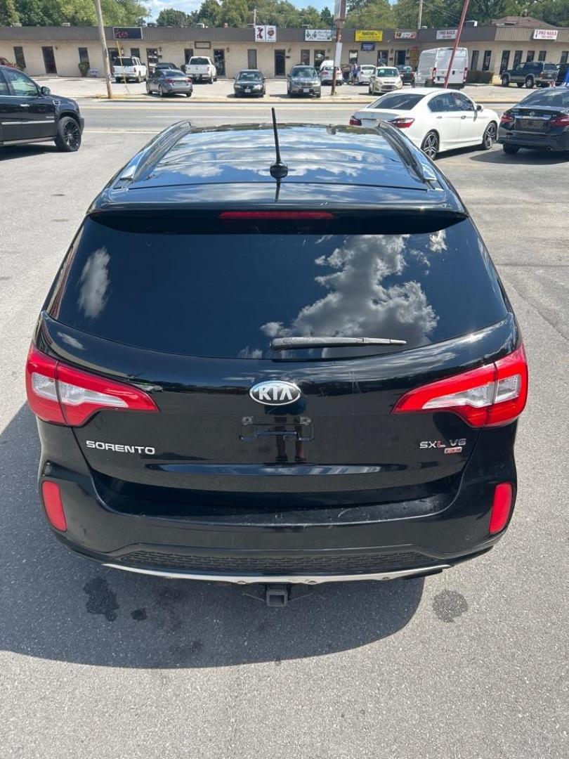 2014 BLACK KIA SORENTO SX (5XYKWDA72EG) with an 3.3L engine, Automatic transmission, located at 2514 Williamson Rd NE, Roanoke, VA, 24012, (540) 265-7770, 37.294636, -79.936249 - NO CREDIT CHECK FINANCING WITH ONLY $2800 DOWN PAYMENT!!!! Check out our website www.needausedvehicle.com for our No Credit Check/ In House Financing options!! No Credit Check Available!!! In House Financing Available!!! All Clean Title Vehicles (no Salvaged or flooded vehicles ever on our lot)! - Photo#3
