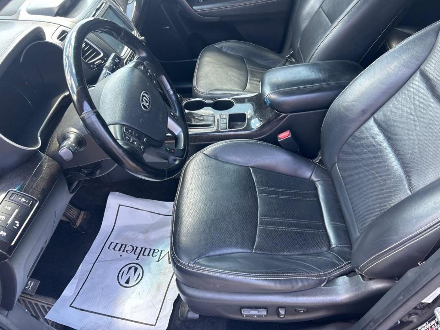 2014 BLACK KIA SORENTO SX (5XYKWDA72EG) with an 3.3L engine, Automatic transmission, located at 2514 Williamson Rd NE, Roanoke, VA, 24012, (540) 265-7770, 37.294636, -79.936249 - NO CREDIT CHECK FINANCING WITH ONLY $2800 DOWN PAYMENT!!!! Check out our website www.needausedvehicle.com for our No Credit Check/ In House Financing options!! No Credit Check Available!!! In House Financing Available!!! All Clean Title Vehicles (no Salvaged or flooded vehicles ever on our lot)! - Photo#9