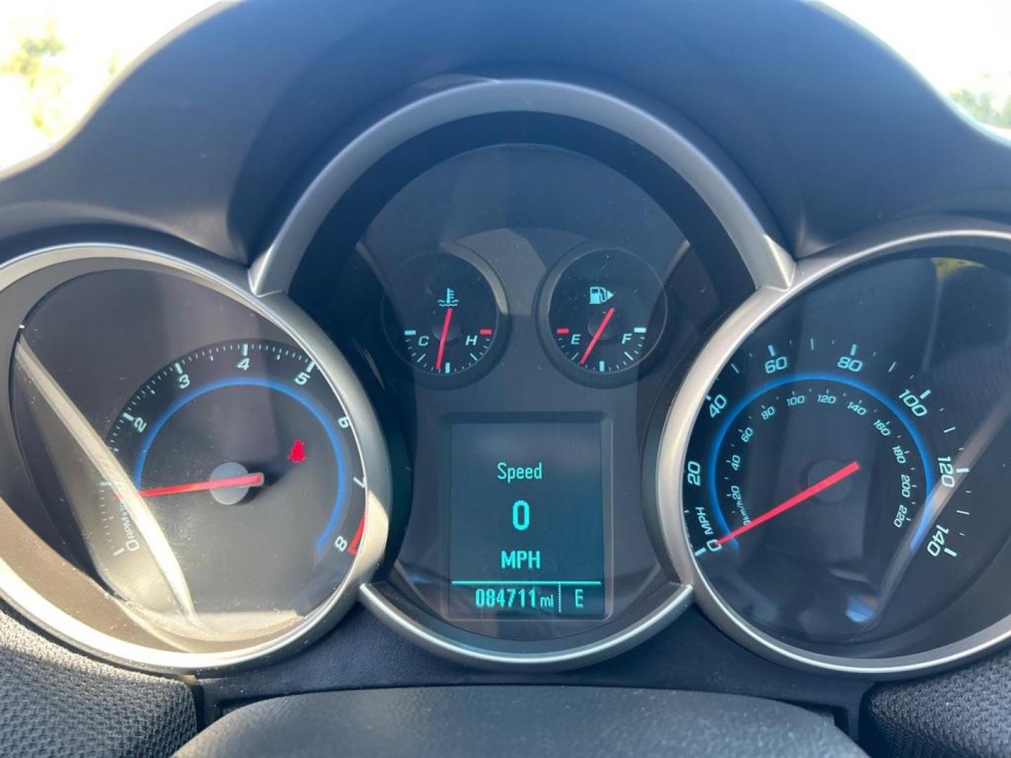 2012 SILVER CHEVROLET CRUZE ECO (1G1PK5SC2C7) with an 1.4L engine, 6-Speed Manual transmission, located at 2514 Williamson Rd NE, Roanoke, VA, 24012, (540) 265-7770, 37.294636, -79.936249 - Photo#9