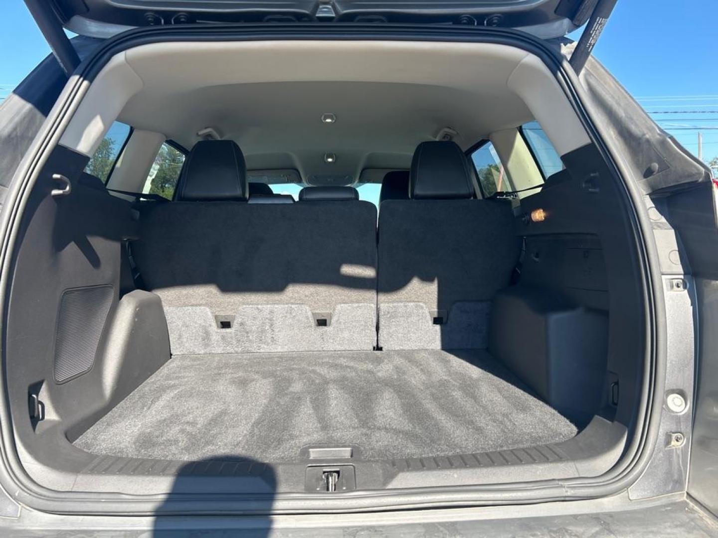2014 GRAY FORD ESCAPE TITANIUM (1FMCU9JX4EU) with an 1.6L engine, Automatic transmission, located at 2514 Williamson Rd NE, Roanoke, VA, 24012, (540) 265-7770, 37.294636, -79.936249 - NO CREDIT CHECK FINANCING WITH ONLY $3500 DOWN PAYMENT!!!! Check out our website www.needausedvehicle.com for our No Credit Check/ In House Financing options!! No Credit Check Available!!! In House Financing Available!!! All Clean Title Vehicles (no Salvaged or flooded vehicles ever on our lot)! - Photo#4