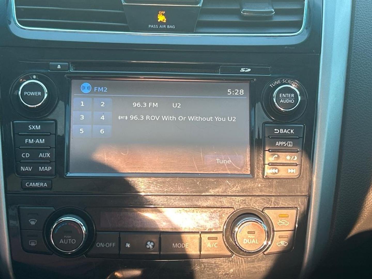 2015 BLUE NISSAN ALTIMA 3.5S (1N4BL3AP4FC) with an 3.5L engine, Continuously Variable transmission, located at 2514 Williamson Rd NE, Roanoke, VA, 24012, (540) 265-7770, 37.294636, -79.936249 - NO CREDIT CHECK FINANCING WITH ONLY $2500 DOWN PAYMENT!!!! Check out our website www.needausedvehicle.com for our No Credit Check/ In House Financing options!! No Credit Check Available!!! In House Financing Available!!! All Clean Title Vehicles (no Salvaged or flooded vehicles ever on our lot)! - Photo#11