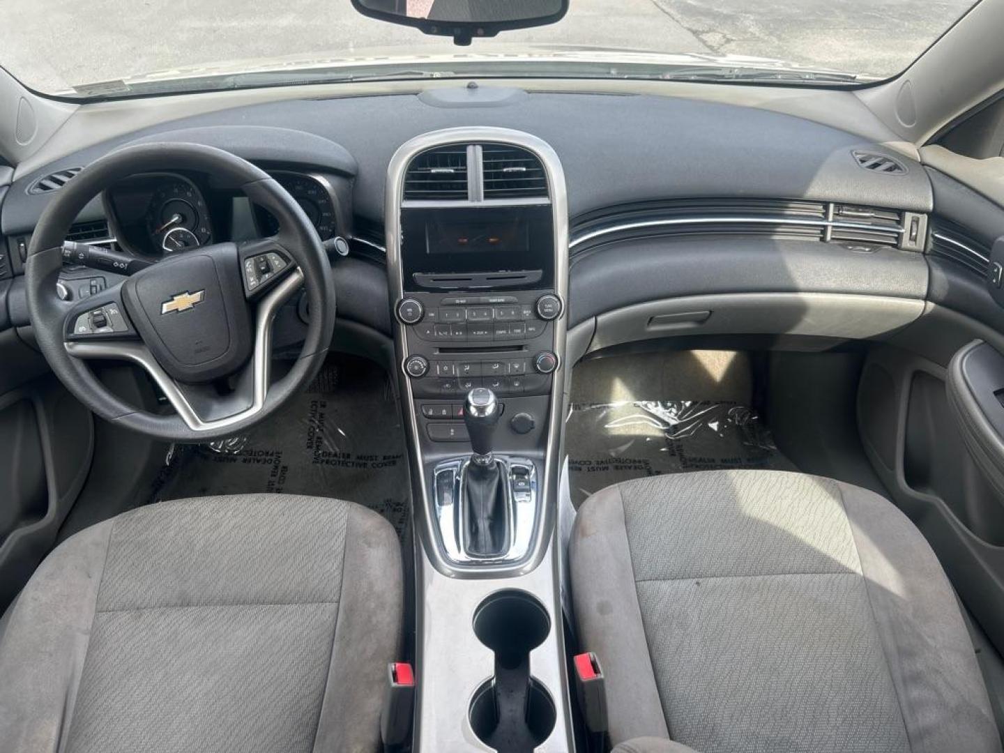2013 GOLD CHEVROLET MALIBU LS (1G11B5SA3DF) with an 2.5L engine, Automatic transmission, located at 2514 Williamson Rd NE, Roanoke, VA, 24012, (540) 265-7770, 37.294636, -79.936249 - Photo#5