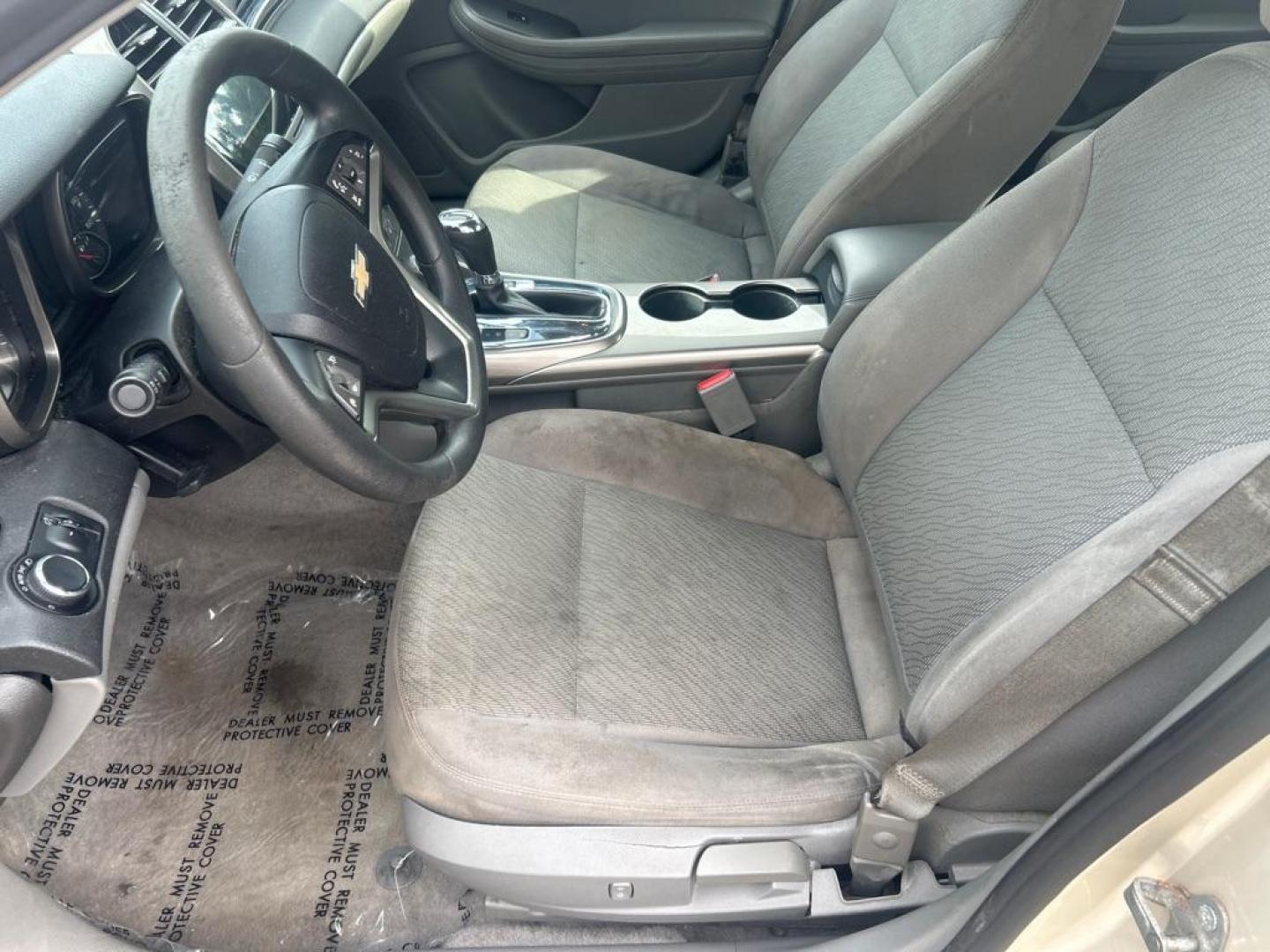2013 GOLD CHEVROLET MALIBU LS (1G11B5SA3DF) with an 2.5L engine, Automatic transmission, located at 2514 Williamson Rd NE, Roanoke, VA, 24012, (540) 265-7770, 37.294636, -79.936249 - Photo#6
