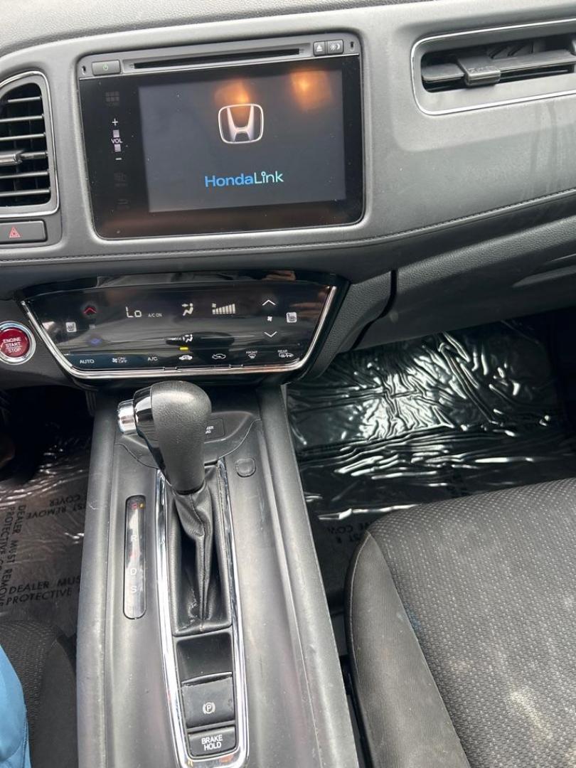 2016 GREEN HONDA HR-V EX (3CZRU6H52GM) with an 1.8L engine, Continuously Variable transmission, located at 2514 Williamson Rd NE, Roanoke, VA, 24012, (540) 265-7770, 37.294636, -79.936249 - NO CREDIT CHECK FINANCING WITH ONLY $2800 DOWN PAYMENT!!!! Check out our website www.needausedvehicle.com for our No Credit Check/ In House Financing options!! No Credit Check Available!!! In House Financing Available!!! All Clean Title Vehicles (no Salvaged or flooded vehicles ever on our lot)! - Photo#7