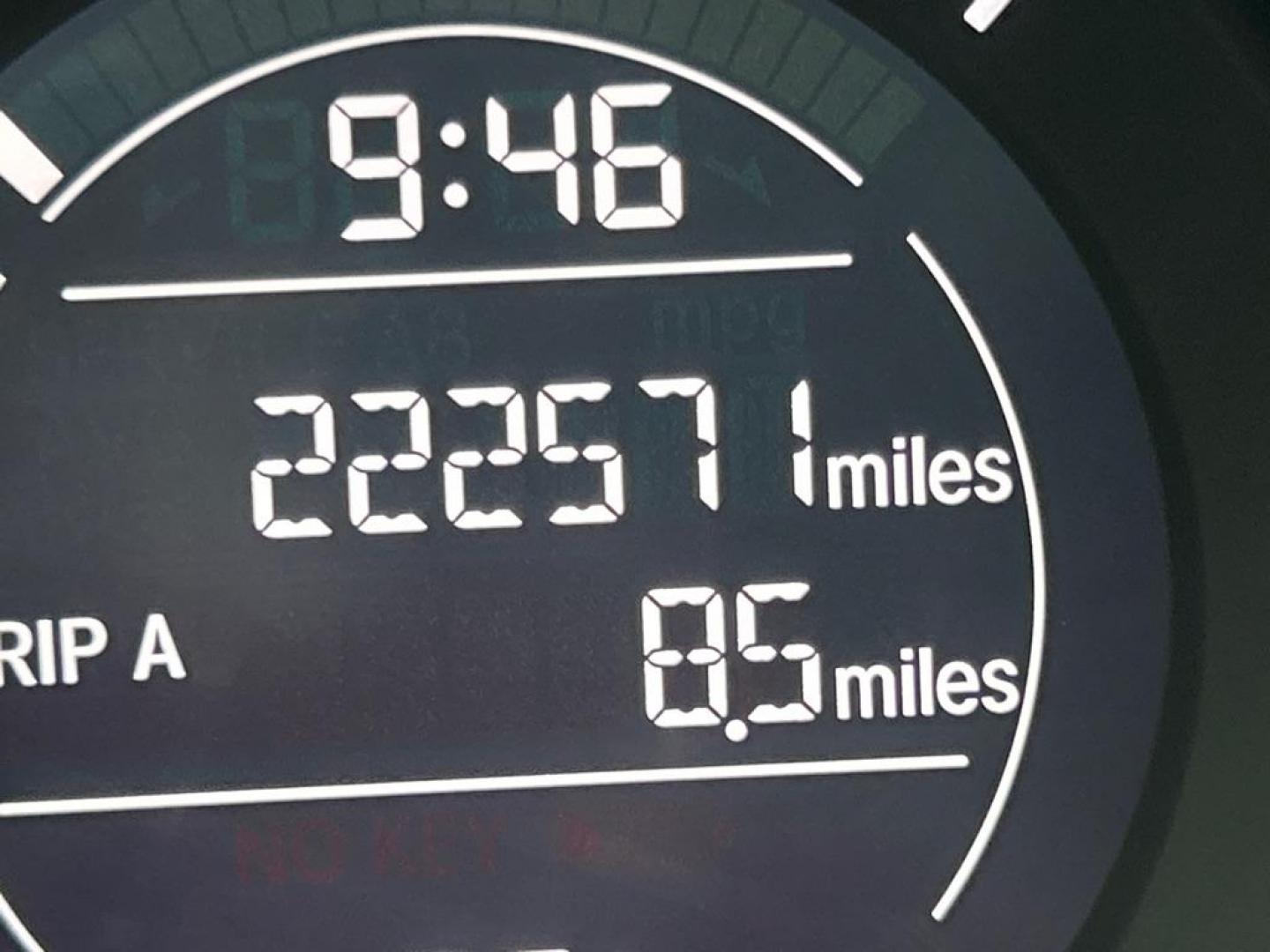 2016 GREEN HONDA HR-V EX (3CZRU6H52GM) with an 1.8L engine, Continuously Variable transmission, located at 2514 Williamson Rd NE, Roanoke, VA, 24012, (540) 265-7770, 37.294636, -79.936249 - NO CREDIT CHECK FINANCING WITH ONLY $2800 DOWN PAYMENT!!!! Check out our website www.needausedvehicle.com for our No Credit Check/ In House Financing options!! No Credit Check Available!!! In House Financing Available!!! All Clean Title Vehicles (no Salvaged or flooded vehicles ever on our lot)! - Photo#12