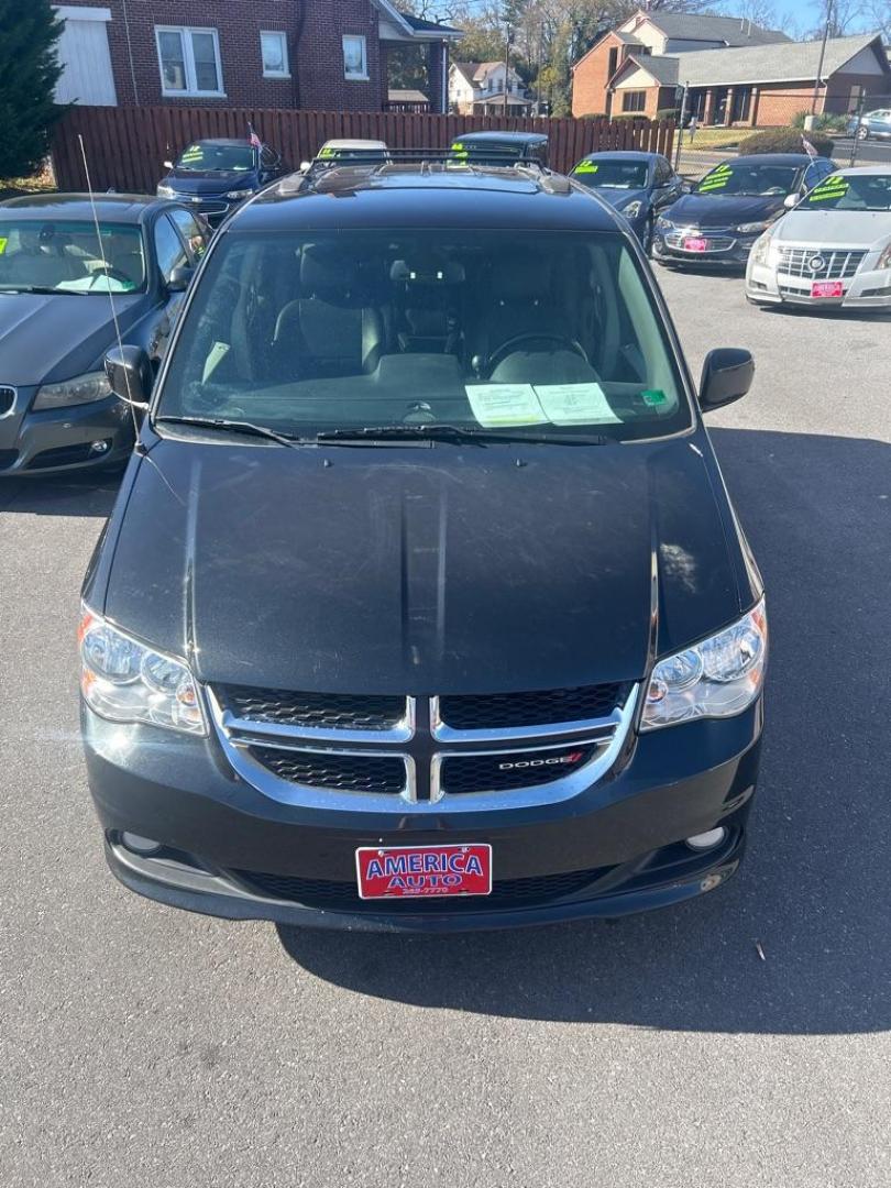 2019 BLACK DODGE GRAND CARAVAN SXT (2C4RDGCG2KR) with an 3.6L engine, Automatic transmission, located at 2514 Williamson Rd NE, Roanoke, VA, 24012, (540) 265-7770, 37.294636, -79.936249 - NO CREDIT CHECK FINANCING WITH ONLY $3000 DOWN PAYMENT!!!! Check out our website www.needausedvehicle.com for our No Credit Check/ In House Financing options!! No Credit Check Available!!! In House Financing Available!!! All Clean Title Vehicles (no Salvaged or flooded vehicles ever on our lot)! - Photo#2