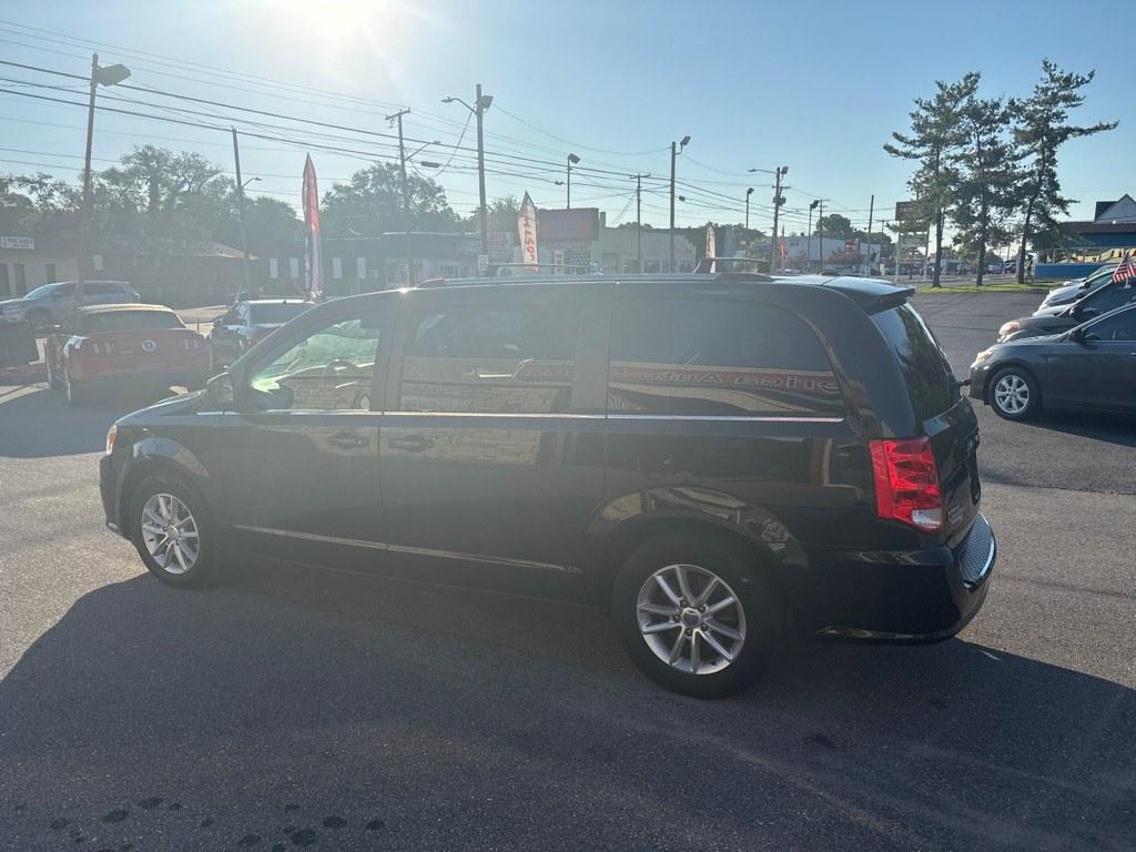 2019 BLACK DODGE GRAND CARAVAN SXT (2C4RDGCG2KR) with an 3.6L engine, Automatic transmission, located at 2514 Williamson Rd NE, Roanoke, VA, 24012, (540) 265-7770, 37.294636, -79.936249 - NO CREDIT CHECK FINANCING WITH ONLY $2800 DOWN PAYMENT!!!! Check out our website www.needausedvehicle.com for our No Credit Check/ In House Financing options!! No Credit Check Available!!! In House Financing Available!!! All Clean Title Vehicles (no Salvaged or flooded vehicles ever on our lot)!- Photo#1