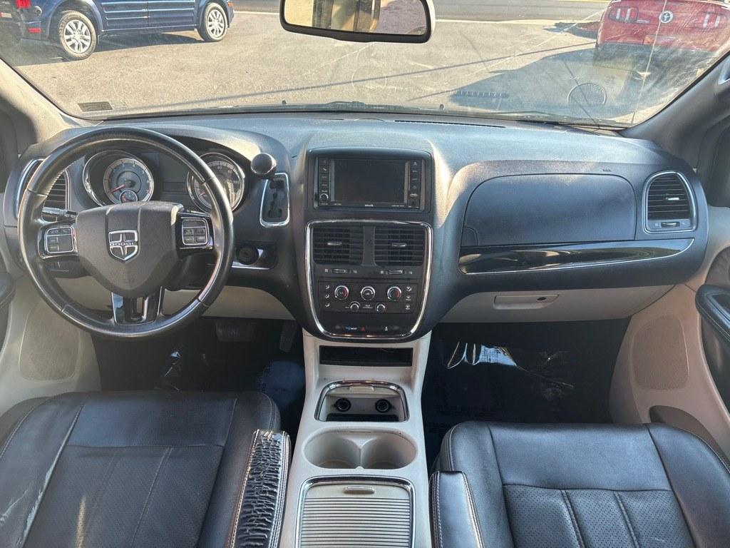 2019 BLACK DODGE GRAND CARAVAN SXT (2C4RDGCG2KR) with an 3.6L engine, Automatic transmission, located at 2514 Williamson Rd NE, Roanoke, VA, 24012, (540) 265-7770, 37.294636, -79.936249 - NO CREDIT CHECK FINANCING WITH ONLY $2800 DOWN PAYMENT!!!! Check out our website www.needausedvehicle.com for our No Credit Check/ In House Financing options!! No Credit Check Available!!! In House Financing Available!!! All Clean Title Vehicles (no Salvaged or flooded vehicles ever on our lot)!- Photo#5