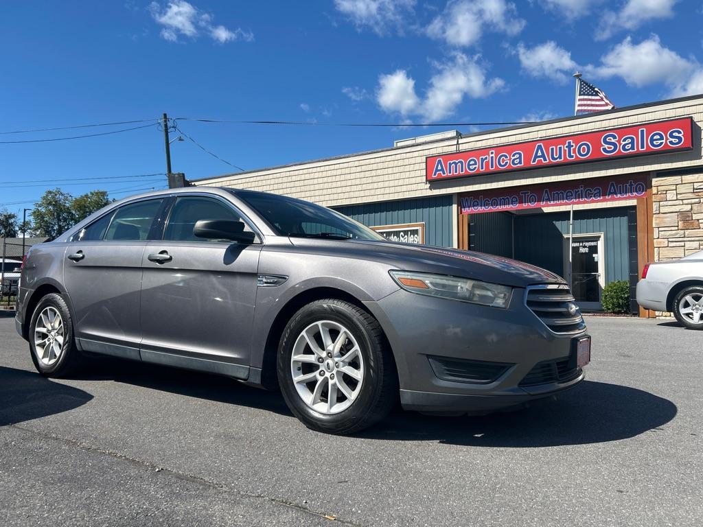 photo of 2013 FORD TAURUS SE