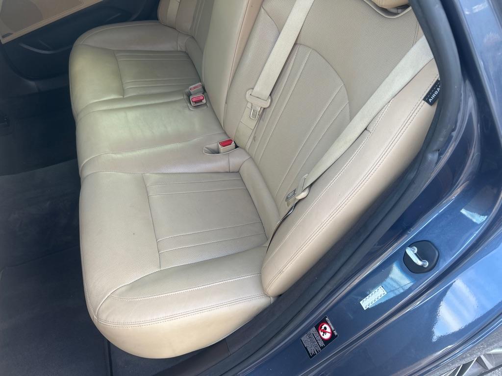 2015 BLUE HYUNDAI GENESIS 3.8L (KMHGN4JE6FU) with an 3.8L engine, Automatic transmission, located at 2514 Williamson Rd NE, Roanoke, VA, 24012, (540) 265-7770, 37.294636, -79.936249 - NO CREDIT CHECK FINANCING WITH ONLY $3700 DOWN PAYMENT!!!! Check out our website www.needausedvehicle.com for our No Credit Check/ In House Financing options!! No Credit Check Available!!! In House Financing Available!!! All Clean Title Vehicles (no Salvaged or flooded vehicles ever on our lot)! - Photo#2