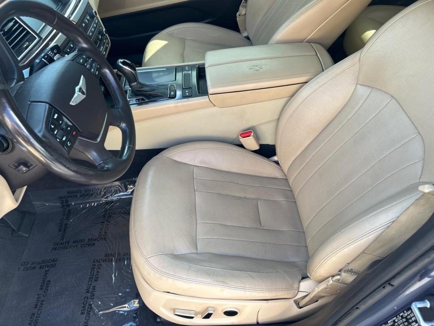 2015 BLUE HYUNDAI GENESIS 3.8L (KMHGN4JE6FU) with an 3.8L engine, Automatic transmission, located at 2514 Williamson Rd NE, Roanoke, VA, 24012, (540) 265-7770, 37.294636, -79.936249 - NO CREDIT CHECK FINANCING WITH ONLY $3800 DOWN PAYMENT!!!! Check out our website www.needausedvehicle.com for our No Credit Check/ In House Financing options!! No Credit Check Available!!! In House Financing Available!!! All Clean Title Vehicles (no Salvaged or flooded vehicles ever on our lot)! - Photo#4