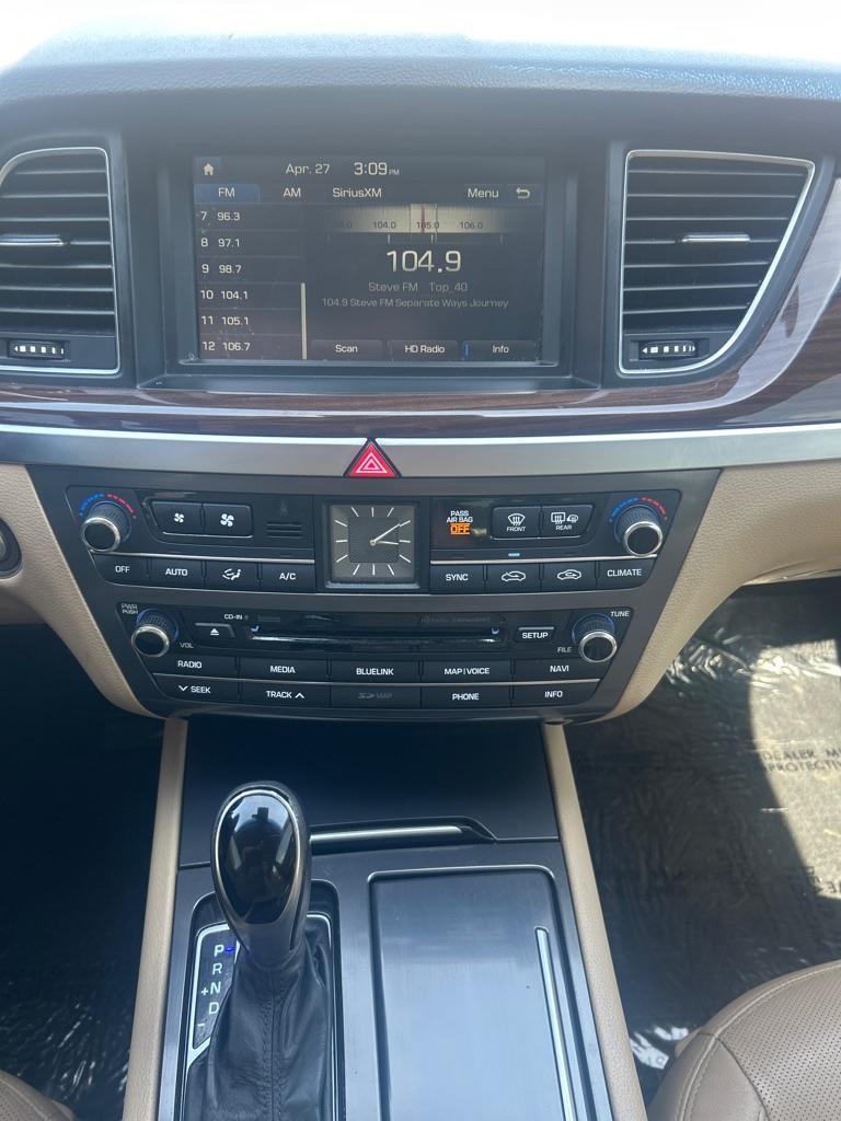 2015 BLUE HYUNDAI GENESIS 3.8L (KMHGN4JE6FU) with an 3.8L engine, Automatic transmission, located at 2514 Williamson Rd NE, Roanoke, VA, 24012, (540) 265-7770, 37.294636, -79.936249 - NO CREDIT CHECK FINANCING WITH ONLY $3500 DOWN PAYMENT!!!! Check out our website www.needausedvehicle.com for our No Credit Check/ In House Financing options!! No Credit Check Available!!! In House Financing Available!!! All Clean Title Vehicles (no Salvaged or flooded vehicles ever on our lot)! - Photo#5