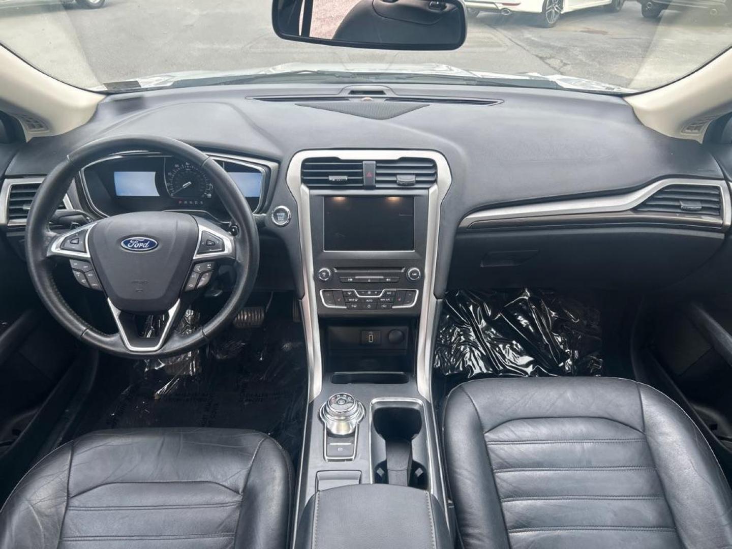 2017 SILVER FORD FUSION SE (3FA6P0HD9HR) with an 1.5L engine, Automatic transmission, located at 2514 Williamson Rd NE, Roanoke, VA, 24012, (540) 265-7770, 37.294636, -79.936249 - NO CREDIT CHECK FINANCING WITH ONLY $3300 DOWN PAYMENT!!!! Check out our website www.needausedvehicle.com for our No Credit Check/ In House Financing options!! No Credit Check Available!!! In House Financing Available!!! All Clean Title Vehicles (no Salvaged or flooded vehicles ever on our lot)! - Photo#3