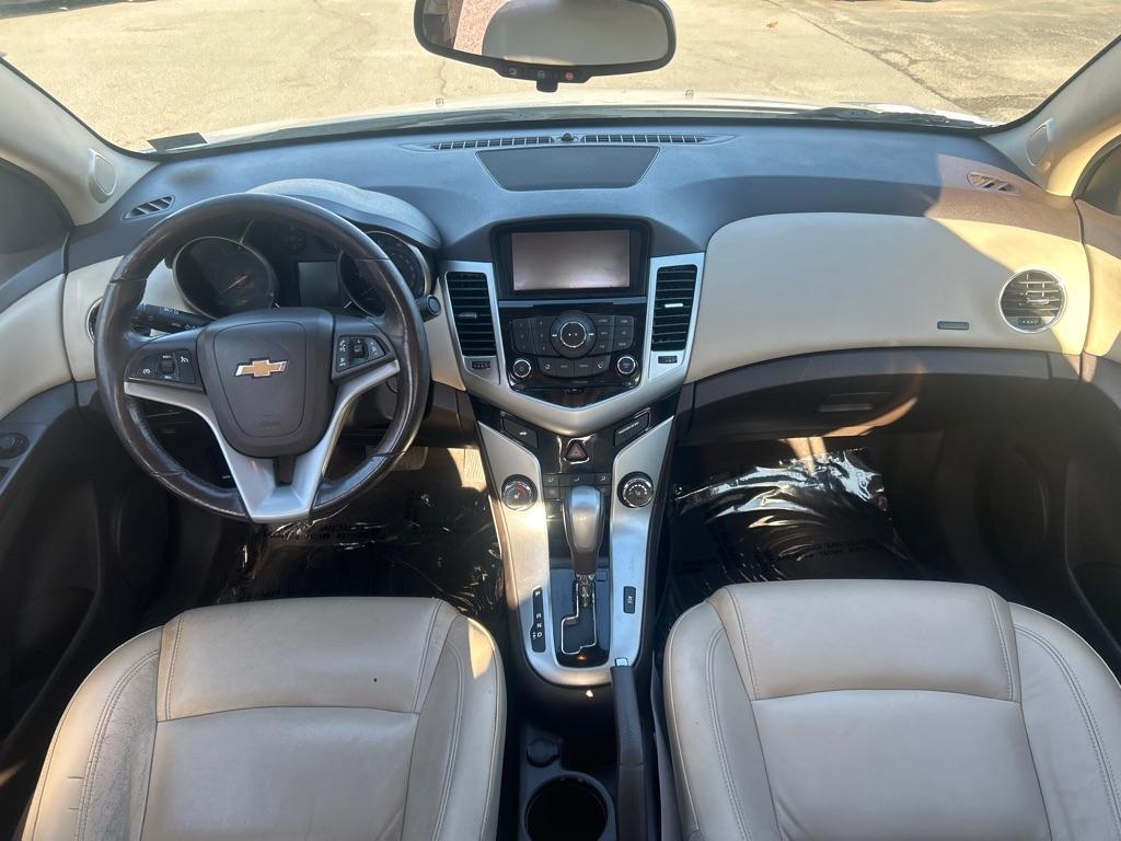 2015 WHITE CHEVROLET CRUZE LT (1G1PE5SB7F7) with an 1.4L engine, Automatic transmission, located at 2514 Williamson Rd NE, Roanoke, VA, 24012, (540) 265-7770, 37.294636, -79.936249 - NO CREDIT CHECK FINANCING WITH ONLY $2400 DOWN PAYMENT!!!! Check out our website www.needausedvehicle.com for our No Credit Check/ In House Financing options!! No Credit Check Available!!! In House Financing Available!!! All Clean Title Vehicles (no Salvaged or flooded vehicles ever on our lot)! - Photo#5