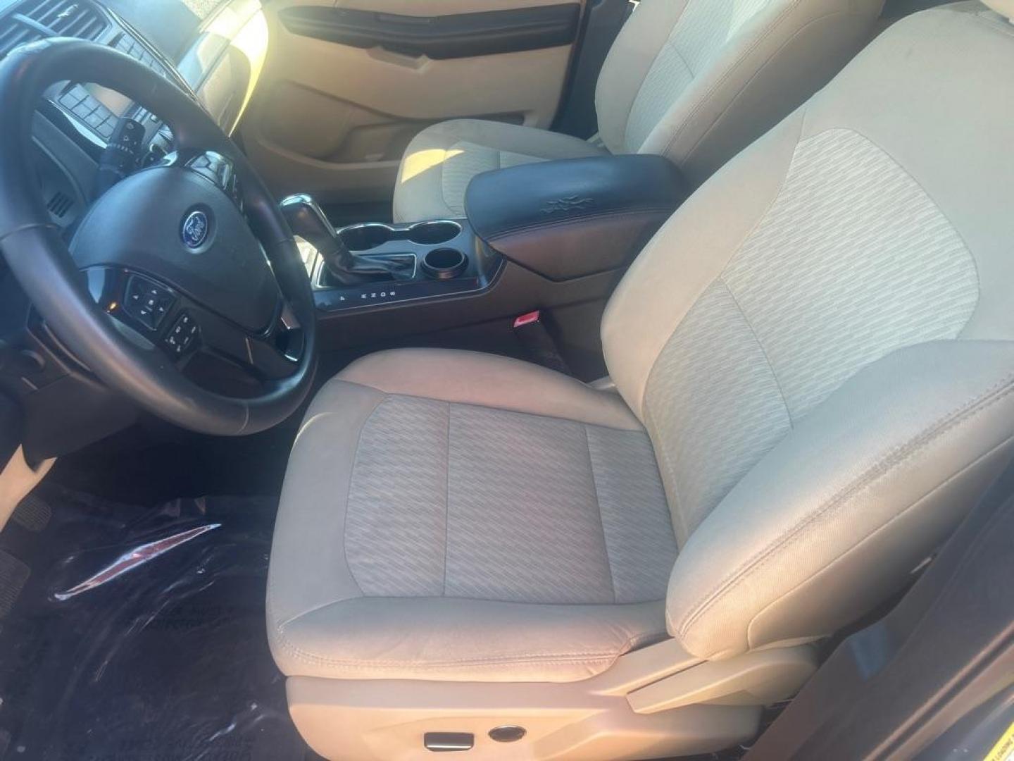 2017 BLUE FORD EXPLORER (1FM5K7BH4HG) with an 2.3L engine, Automatic transmission, located at 2514 Williamson Rd NE, Roanoke, VA, 24012, (540) 265-7770, 37.294636, -79.936249 - NO CREDIT CHECK FINANCING WITH ONLY $4000 DOWN PAYMENT!!!! Check out our website www.needausedvehicle.com for our No Credit Check/ In House Financing options!! No Credit Check Available!!! In House Financing Available!!! All Clean Title Vehicles (no Salvaged or flooded vehicles ever on our lot)! - Photo#6