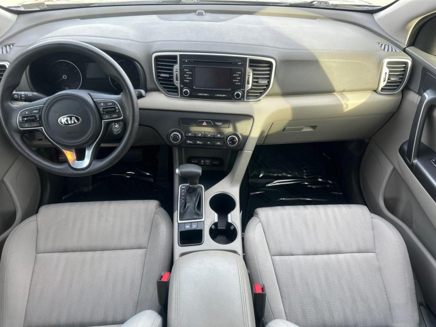 2019 SILVER KIA SPORTAGE LX (KNDPM3AC3K7) with an 2.4L engine, Automatic transmission, located at 2514 Williamson Rd NE, Roanoke, VA, 24012, (540) 265-7770, 37.294636, -79.936249 - NO CREDIT CHECK FINANCING WITH ONLY $3800 DOWN PAYMENT!!!! Check out our website www.needausedvehicle.com for our No Credit Check/ In House Financing options!! No Credit Check Available!!! In House Financing Available!!! All Clean Title Vehicles (no Salvaged or flooded vehicles ever on our lot)! - Photo#5