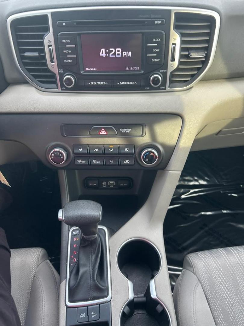 2019 SILVER KIA SPORTAGE LX (KNDPM3AC3K7) with an 2.4L engine, Automatic transmission, located at 2514 Williamson Rd NE, Roanoke, VA, 24012, (540) 265-7770, 37.294636, -79.936249 - NO CREDIT CHECK FINANCING WITH ONLY $3800 DOWN PAYMENT!!!! Check out our website www.needausedvehicle.com for our No Credit Check/ In House Financing options!! No Credit Check Available!!! In House Financing Available!!! All Clean Title Vehicles (no Salvaged or flooded vehicles ever on our lot)! - Photo#7