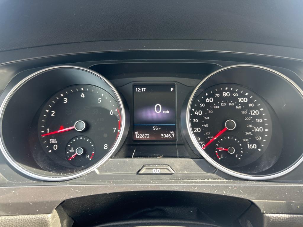 2018 WHITE VOLKSWAGEN TIGUAN SE (3VV3B7AX5JM) with an 2.0L engine, Automatic transmission, located at 2514 Williamson Rd NE, Roanoke, VA, 24012, (540) 265-7770, 37.294636, -79.936249 - NO CREDIT CHECK FINANCING WITH ONLY $3200 DOWN PAYMENT!!!! Check out our website www.needausedvehicle.com for our No Credit Check/ In House Financing options!! No Credit Check Available!!! In House Financing Available!!! All Clean Title Vehicles (no Salvaged or flooded vehicles ever on our lot)! - Photo#10