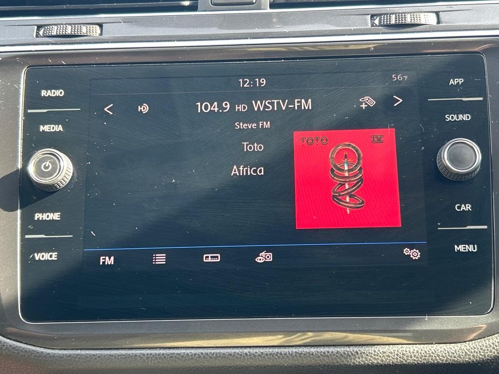 2018 WHITE VOLKSWAGEN TIGUAN SE (3VV3B7AX5JM) with an 2.0L engine, Automatic transmission, located at 2514 Williamson Rd NE, Roanoke, VA, 24012, (540) 265-7770, 37.294636, -79.936249 - NO CREDIT CHECK FINANCING WITH ONLY $3200 DOWN PAYMENT!!!! Check out our website www.needausedvehicle.com for our No Credit Check/ In House Financing options!! No Credit Check Available!!! In House Financing Available!!! All Clean Title Vehicles (no Salvaged or flooded vehicles ever on our lot)! - Photo#14