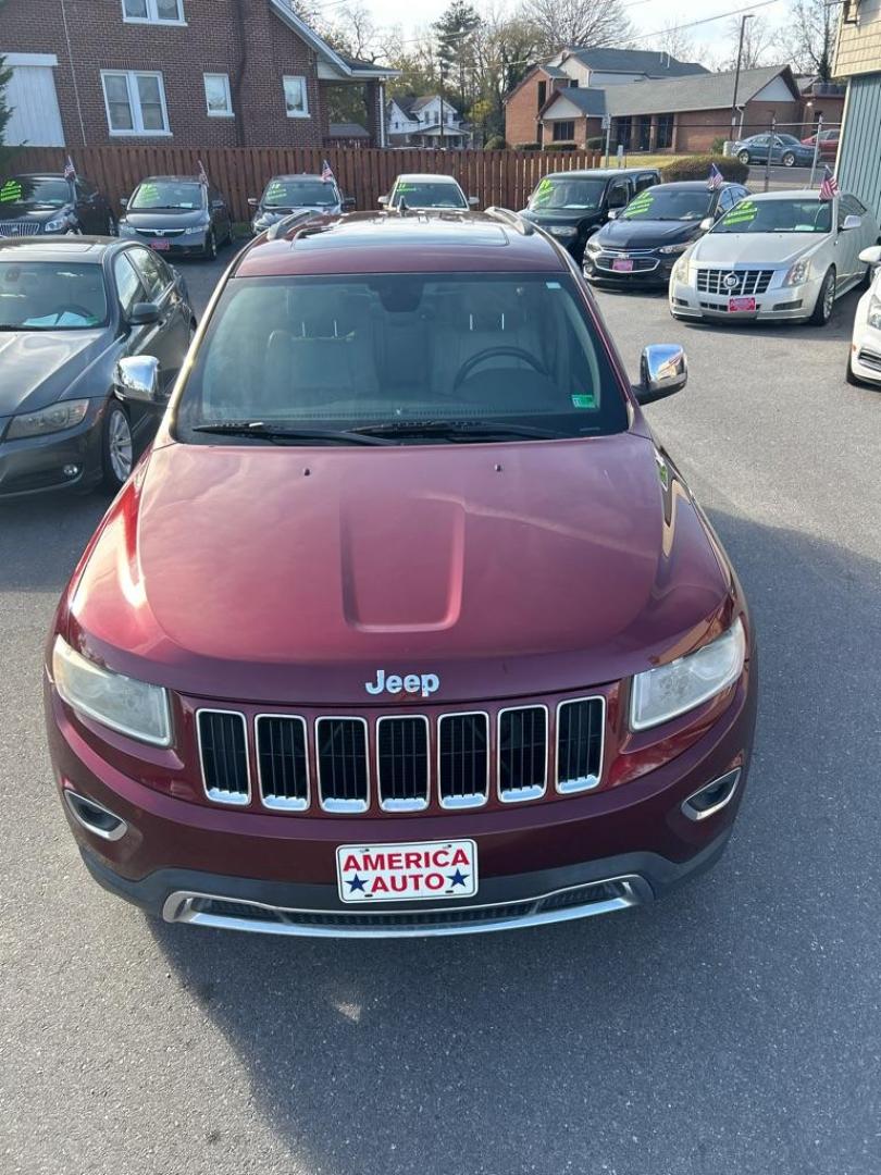2016 RED JEEP GRAND CHEROKEE LIMITED (1C4RJEBG9GC) with an 3.6L engine, Automatic transmission, located at 2514 Williamson Rd NE, Roanoke, VA, 24012, (540) 265-7770, 37.294636, -79.936249 - NO CREDIT CHECK FINANCING WITH ONLY $2800 DOWN PAYMENT!!!! Check out our website www.needausedvehicle.com for our No Credit Check/ In House Financing options!! No Credit Check Available!!! In House Financing Available!!! All Clean Title Vehicles (no Salvaged or flooded vehicles ever on our lot)! - Photo#1