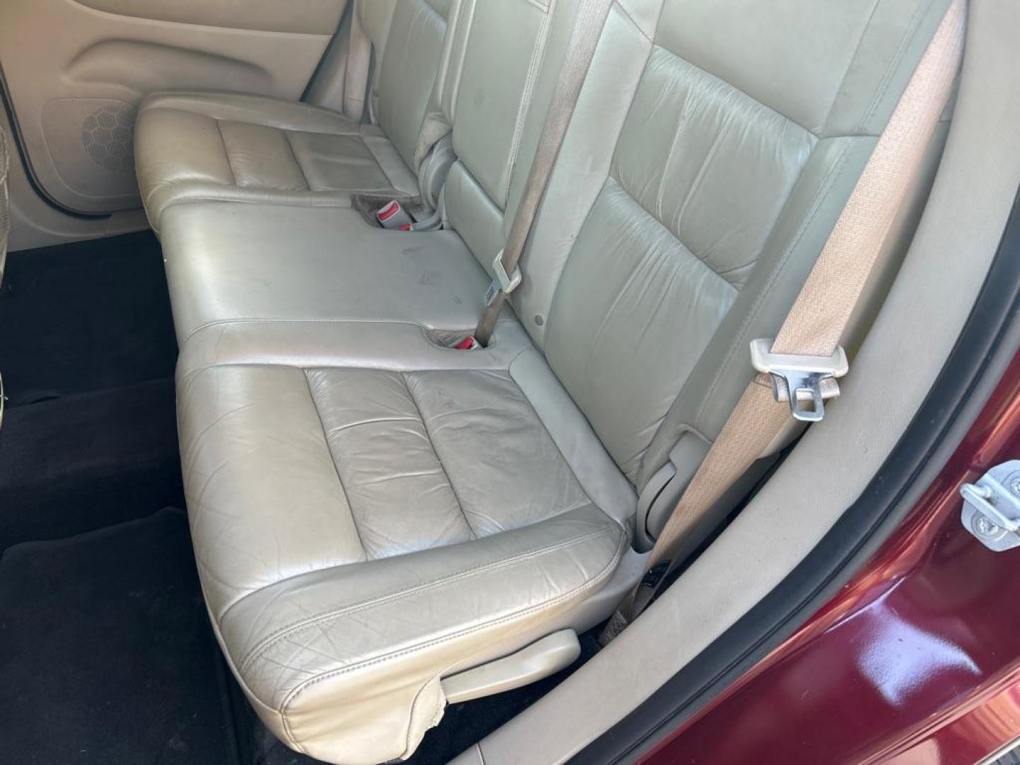 2016 RED JEEP GRAND CHEROKEE LIMITED (1C4RJEBG9GC) with an 3.6L engine, Automatic transmission, located at 2514 Williamson Rd NE, Roanoke, VA, 24012, (540) 265-7770, 37.294636, -79.936249 - NO CREDIT CHECK FINANCING WITH ONLY $2800 DOWN PAYMENT!!!! Check out our website www.needausedvehicle.com for our No Credit Check/ In House Financing options!! No Credit Check Available!!! In House Financing Available!!! All Clean Title Vehicles (no Salvaged or flooded vehicles ever on our lot)! - Photo#6