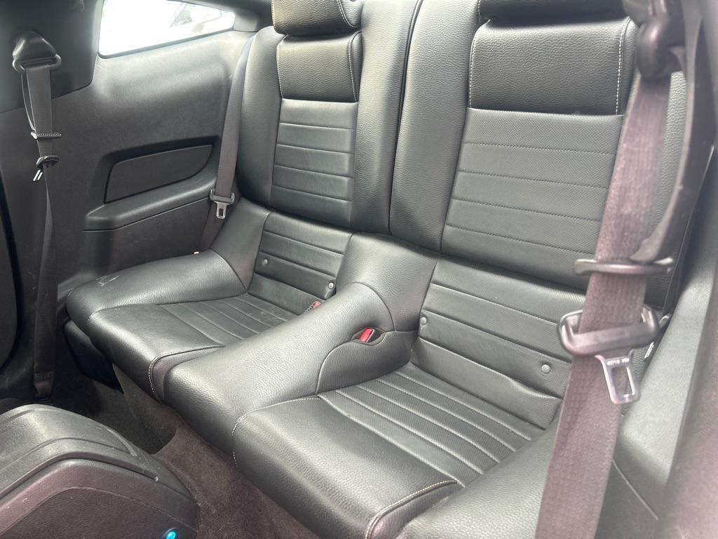 2011 WHITE FORD MUSTANG Premium (1ZVBP8AM9B5) with an 3.7L engine, Automatic transmission, located at 2514 Williamson Rd NE, Roanoke, VA, 24012, (540) 265-7770, 37.294636, -79.936249 - NO CREDIT CHECK FINANCING WITH ONLY $3000 DOWN PAYMENT!!!! Check out our website www.needausedvehicle.com for our No Credit Check/ In House Financing options!! No Credit Check Available!!! In House Financing Available!!! All Clean Title Vehicles (no Salvaged or flooded vehicles ever on our lot)! - Photo#2