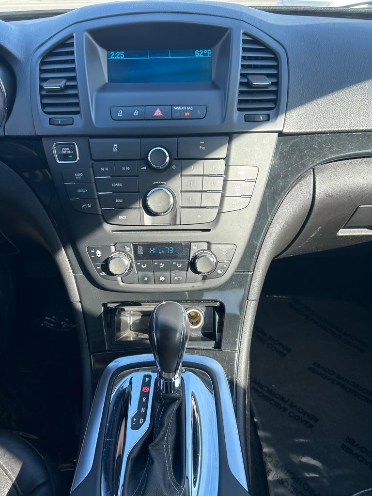 2012 BLACK BUICK REGAL PREMIUM (2G4GT5GR6C9) with an 2.4L engine, Automatic transmission, located at 2514 Williamson Rd NE, Roanoke, VA, 24012, (540) 265-7770, 37.294636, -79.936249 - NO CREDIT CHECK FINANCING WITH ONLY $1900 DOWN PAYMENT!!!! Check out our website www.needausedvehicle.com for our No Credit Check/ In House Financing options!! No Credit Check Available!!! In House Financing Available!!! All Clean Title Vehicles (no Salvaged or flooded vehicles ever on our lot)! - Photo#7