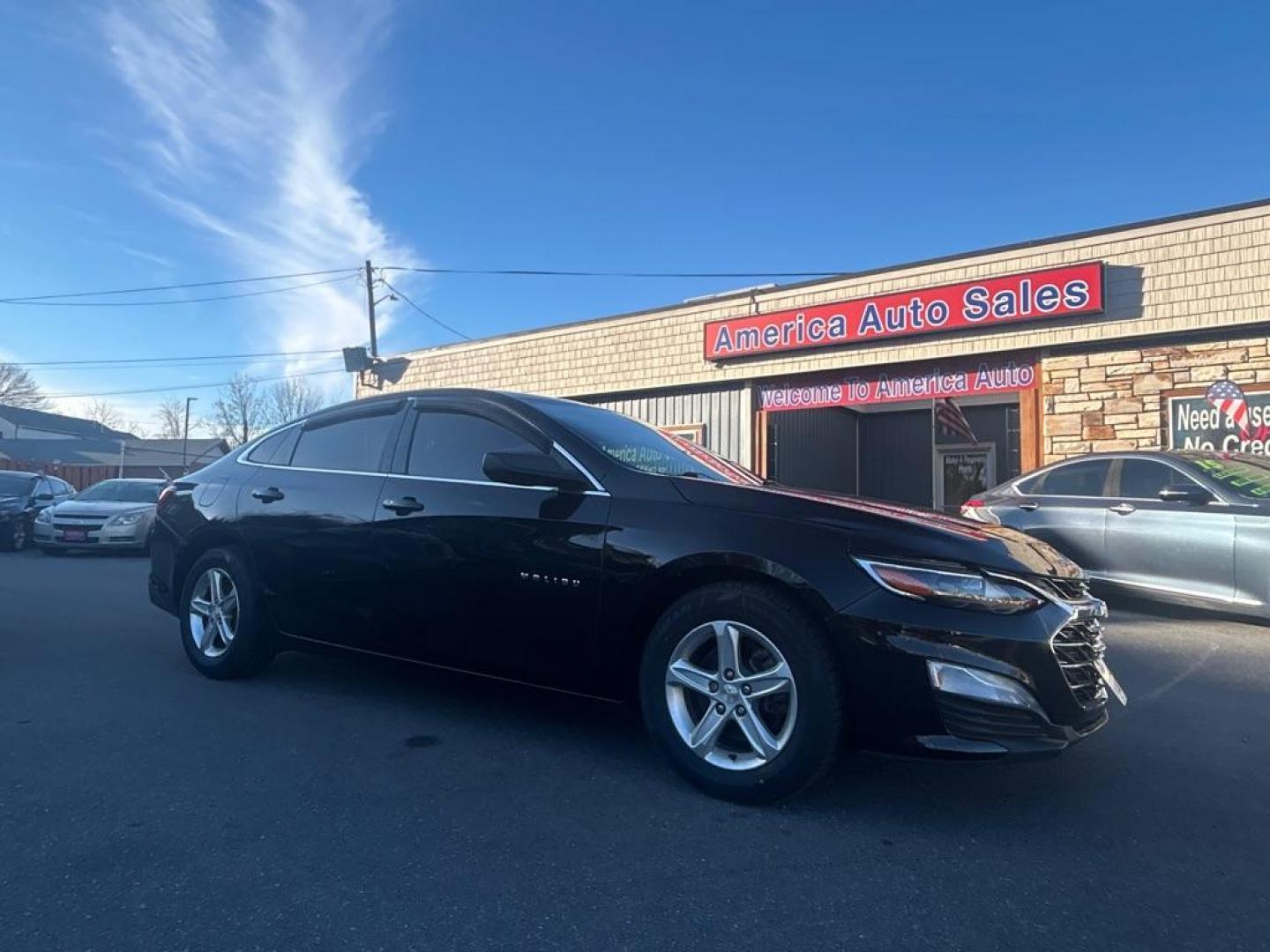 2019 BLACK CHEVROLET MALIBU LS (1G1ZB5ST5KF) with an 1.5L engine, Continuously Variable transmission, located at 2514 Williamson Rd NE, Roanoke, VA, 24012, (540) 265-7770, 37.294636, -79.936249 - NO CREDIT CHECK FINANCING WITH ONLY $3300 DOWN PAYMENT!!!! Check out our website www.needausedvehicle.com for our No Credit Check/ In House Financing options!! No Credit Check Available!!! In House Financing Available!!! All Clean Title Vehicles (no Salvaged or flooded vehicles ever on our lot)! - Photo#0