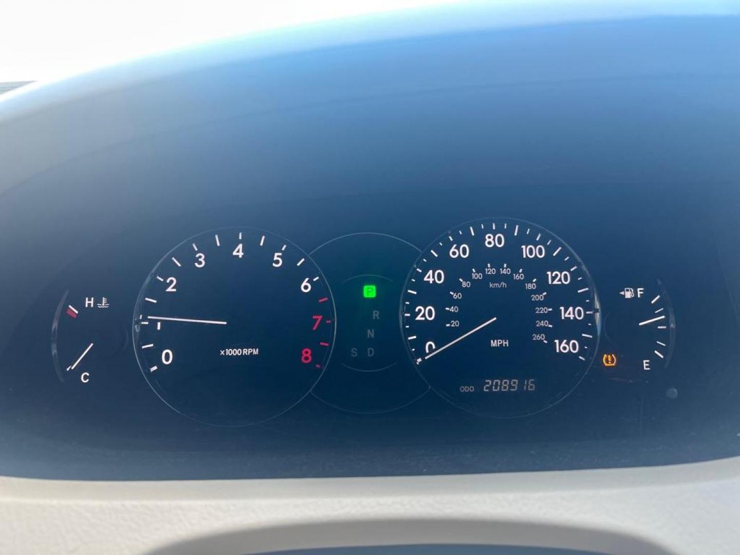 2010 WHITE TOYOTA AVALON XL (4T1BK3DB3AU) with an 3.5L engine, Automatic transmission, located at 2514 Williamson Rd NE, Roanoke, VA, 24012, (540) 265-7770, 37.294636, -79.936249 - NO CREDIT CHECK FINANCING WITH ONLY $1800 DOWN PAYMENT!!!! Check out our website www.needausedvehicle.com for our No Credit Check/ In House Financing options!! No Credit Check Available!!! In House Financing Available!!! All Clean Title Vehicles (no Salvaged or flooded vehicles ever on our lot)! - Photo#6