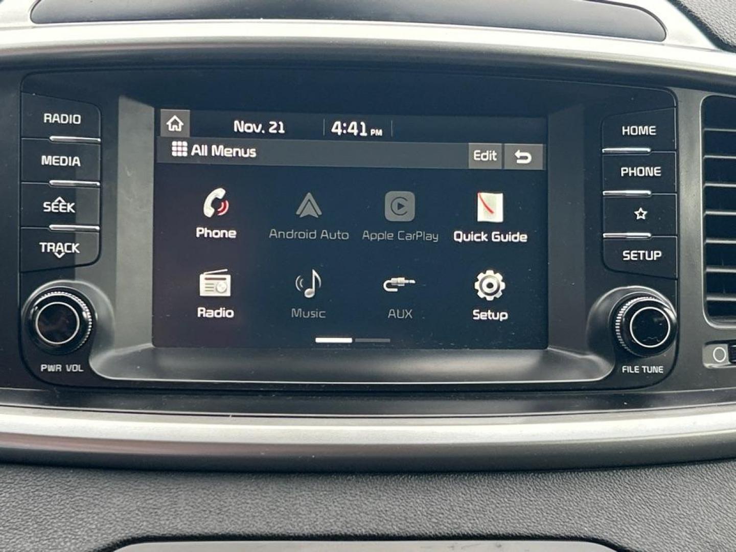 2019 GRAY KIA SORENTO L (5XYPG4A33KG) with an 2.4L engine, Automatic transmission, located at 2514 Williamson Rd NE, Roanoke, VA, 24012, (540) 265-7770, 37.294636, -79.936249 - NO CREDIT CHECK FINANCING WITH ONLY $3500 DOWN PAYMENT!!!! Check out our website www.needausedvehicle.com for our No Credit Check/ In House Financing options!! No Credit Check Available!!! In House Financing Available!!! All Clean Title Vehicles (no Salvaged or flooded vehicles ever on our lot)! - Photo#13